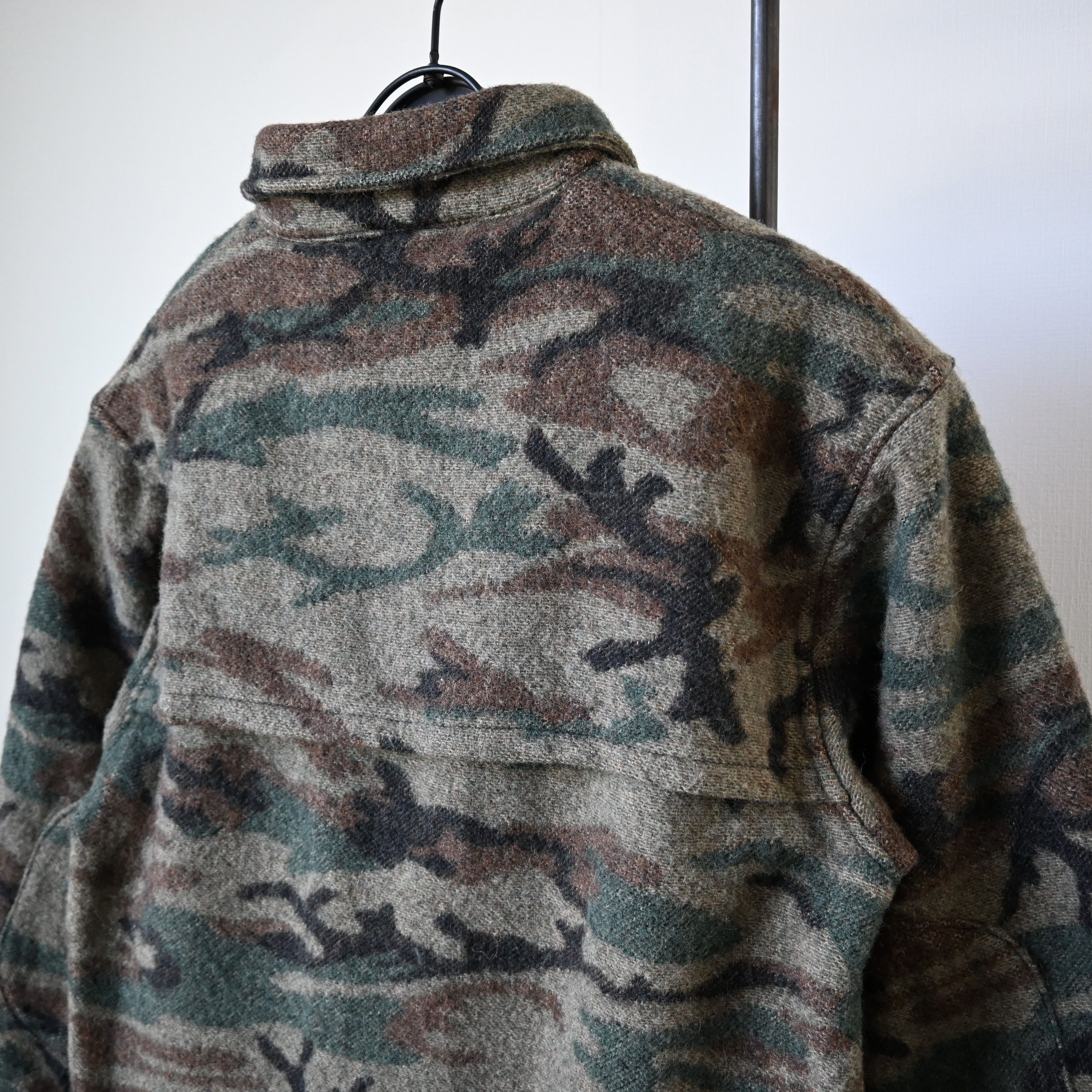 Vintage VTG King of the Mountain woodland camo wool pullover shirt Size US M / EU 48-50 / 2 - 3 Thumbnail