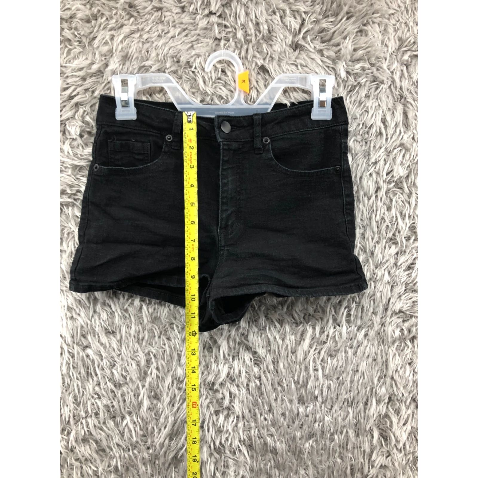 Forever 21 FOREVER 21 Boyfriend Shorts Womens Size 26 Mid Rise Dark Wash Black Denim Jean Shirt? Size 26" / US 2 / IT 38 - 3 Thumbnail