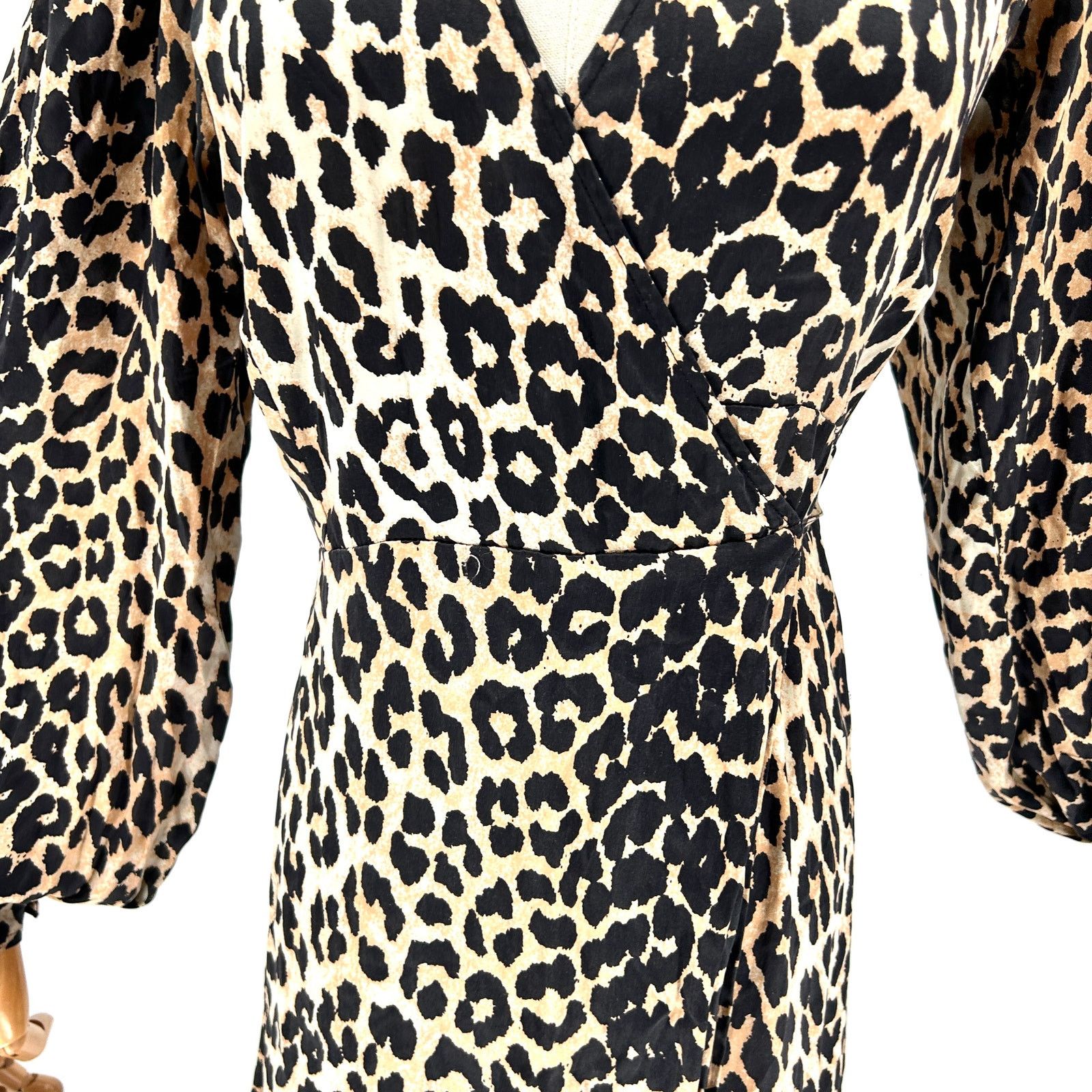 Ganni Ganni Silk Leopard Print Long Sleeve V-Neck Wrap Maxi Dress Size XS / US 0-2 / IT 36-38 - 3 Thumbnail