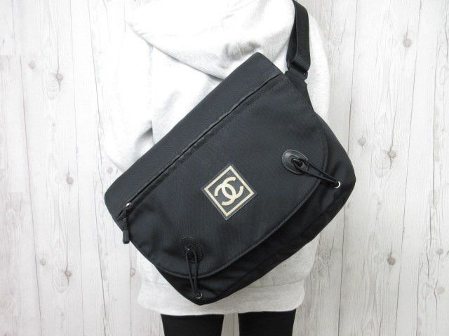Chanel Chanel Sport Line Buckle Messenger Bag Nylon Large Size ONE SIZE - 1 Thumbnail