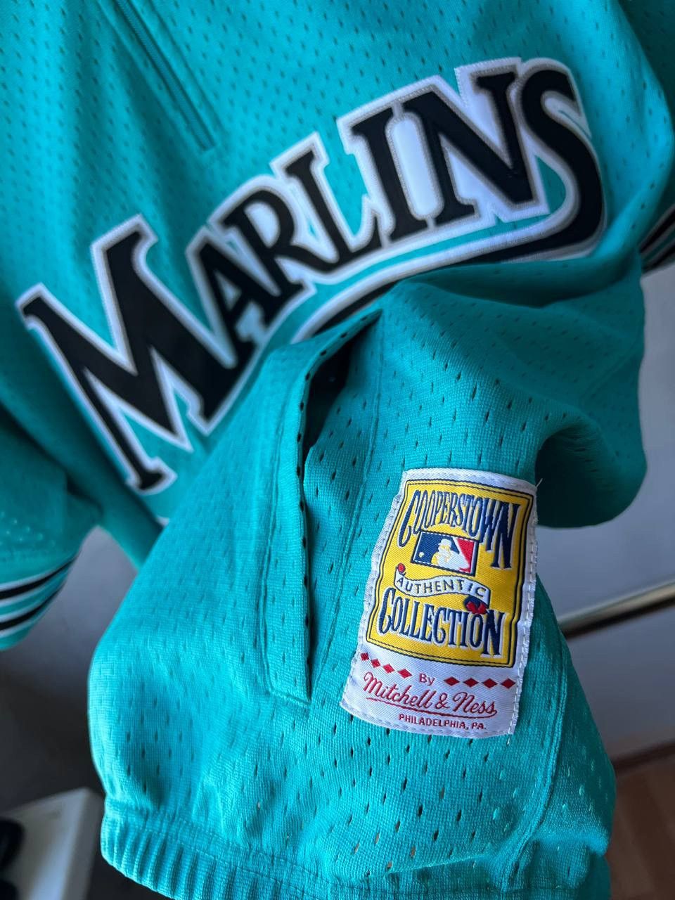 Mitchell & Ness RARE 1995 RETRO FLORIDA MARLINS #8 ANDRE DAWSON MLB SHIRT M Size US M / EU 48-50 / 2 - 8 Thumbnail