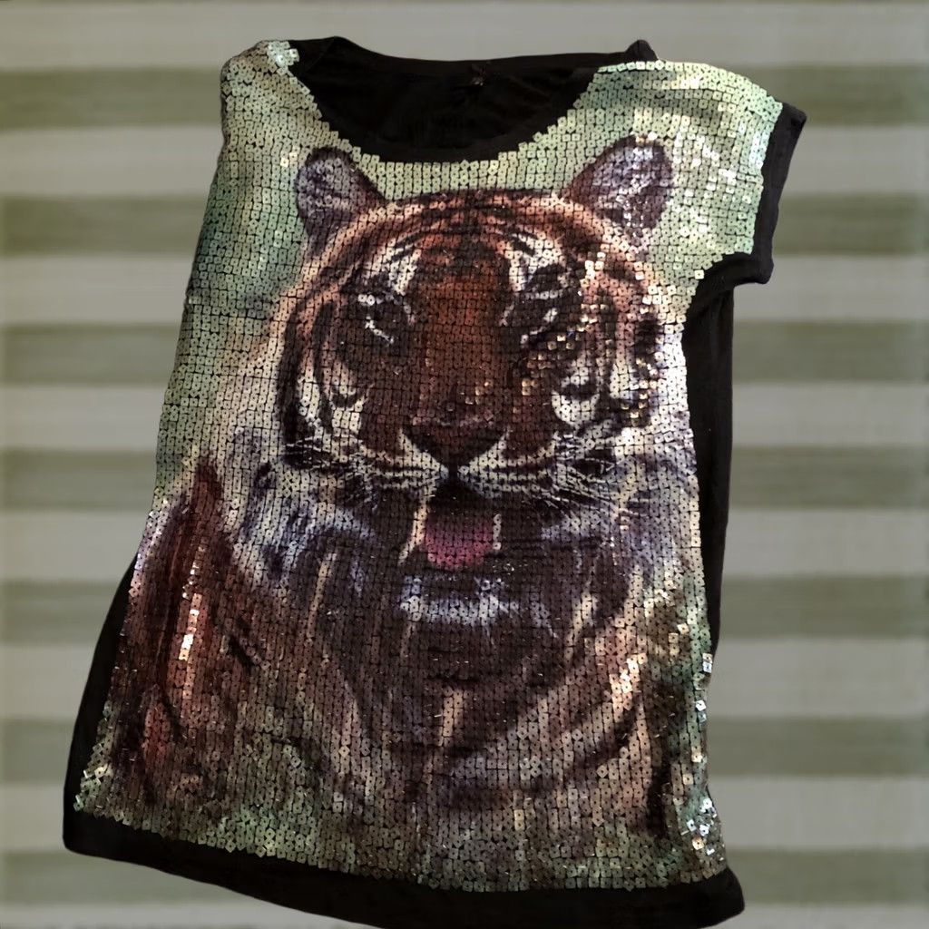 Vintage Lapis Women Black Tiger Sequined Sleeveless Top Size L Blouse Regular Knit Angora Blend Sequin Casual Womens Size L / US 10 / IT 46 - 1 Thumbnail