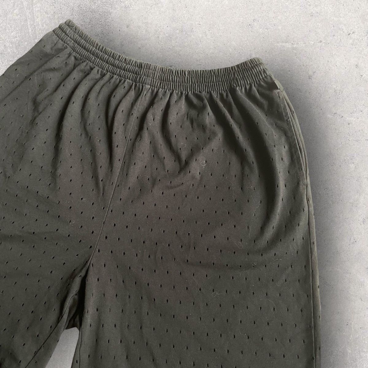 Balenciaga Balenciaga Perforated Gym Shorts Size US 32 / EU 48 - 2 Thumbnail