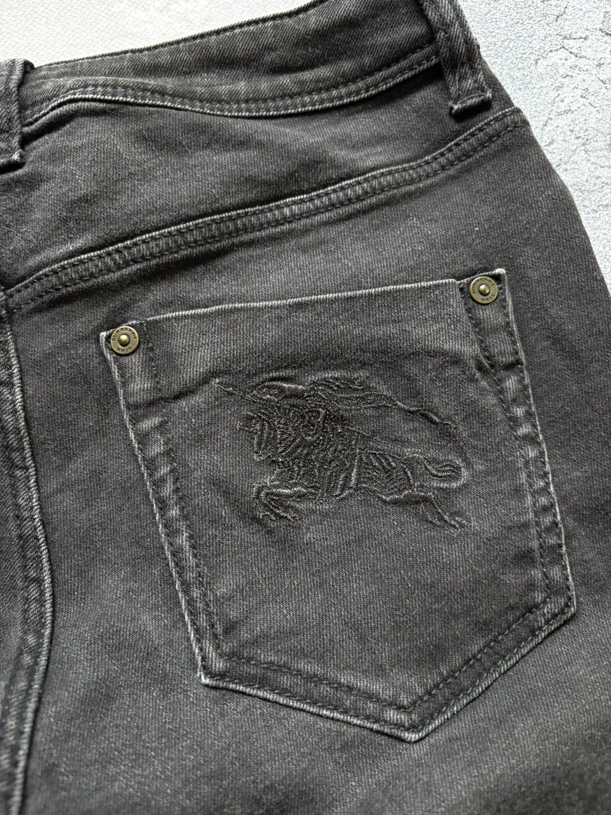 Burberry Vintage Burberry Logo Luxury Black Slim Jeans Size 27" / US 4 / IT 40 - 7 Thumbnail
