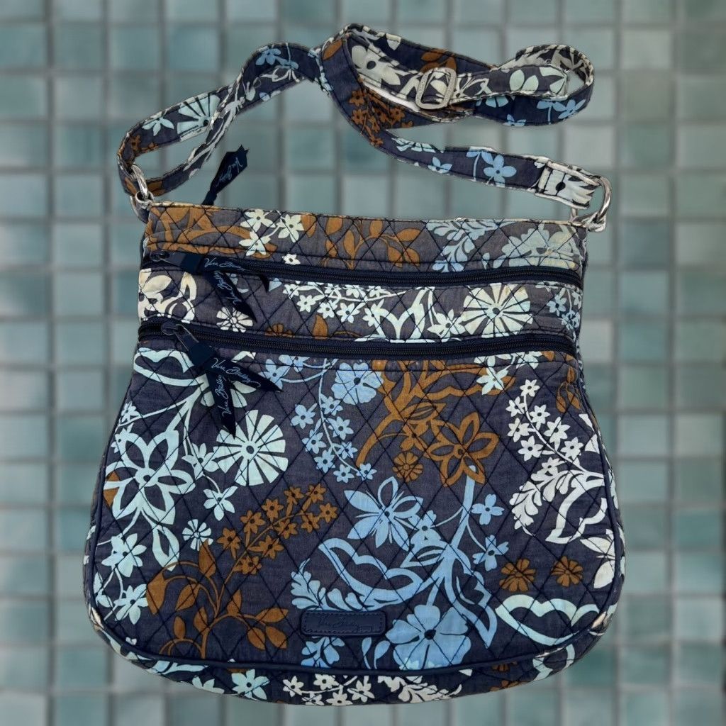 Vintage Vera Bradley Crossbody Quilted Purse Blue Floral 12X12 Medium Women Bag, Blue, All In One Crossbody Size ONE SIZE - 1 Thumbnail
