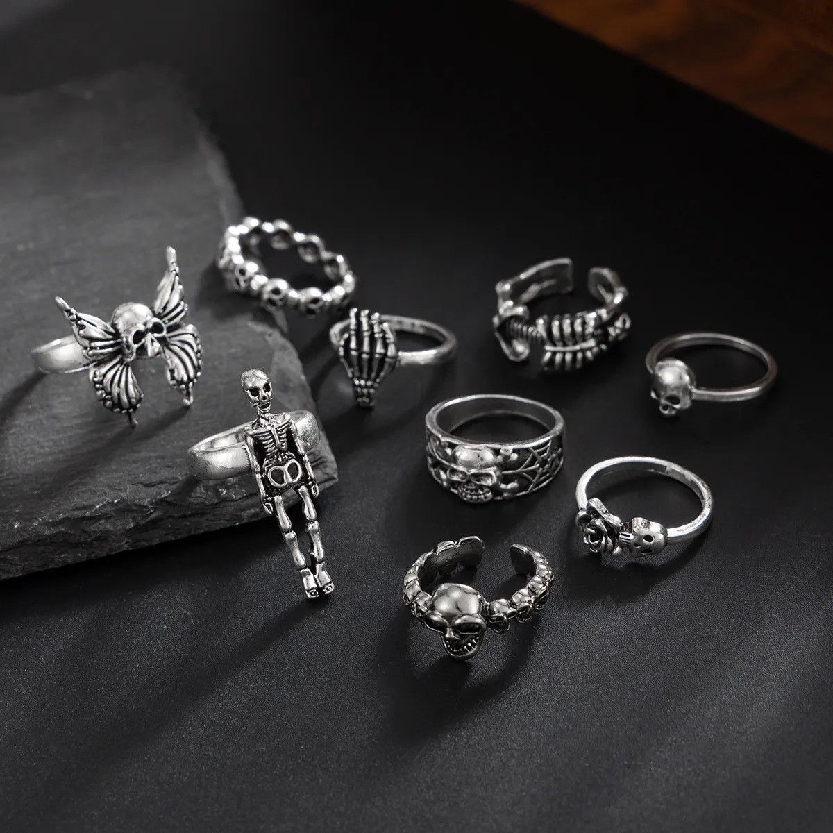 Vintage 9pcs Skull Head Ring Size ONE SIZE - 5 Thumbnail