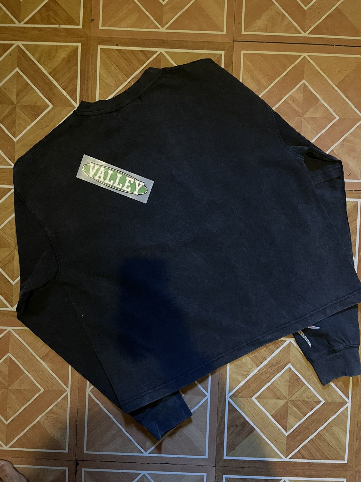 Vale Vale Forever Valley State Tribal Long Sleeve T-Shirt Size US S / EU 44-46 / 1 - 4 Thumbnail