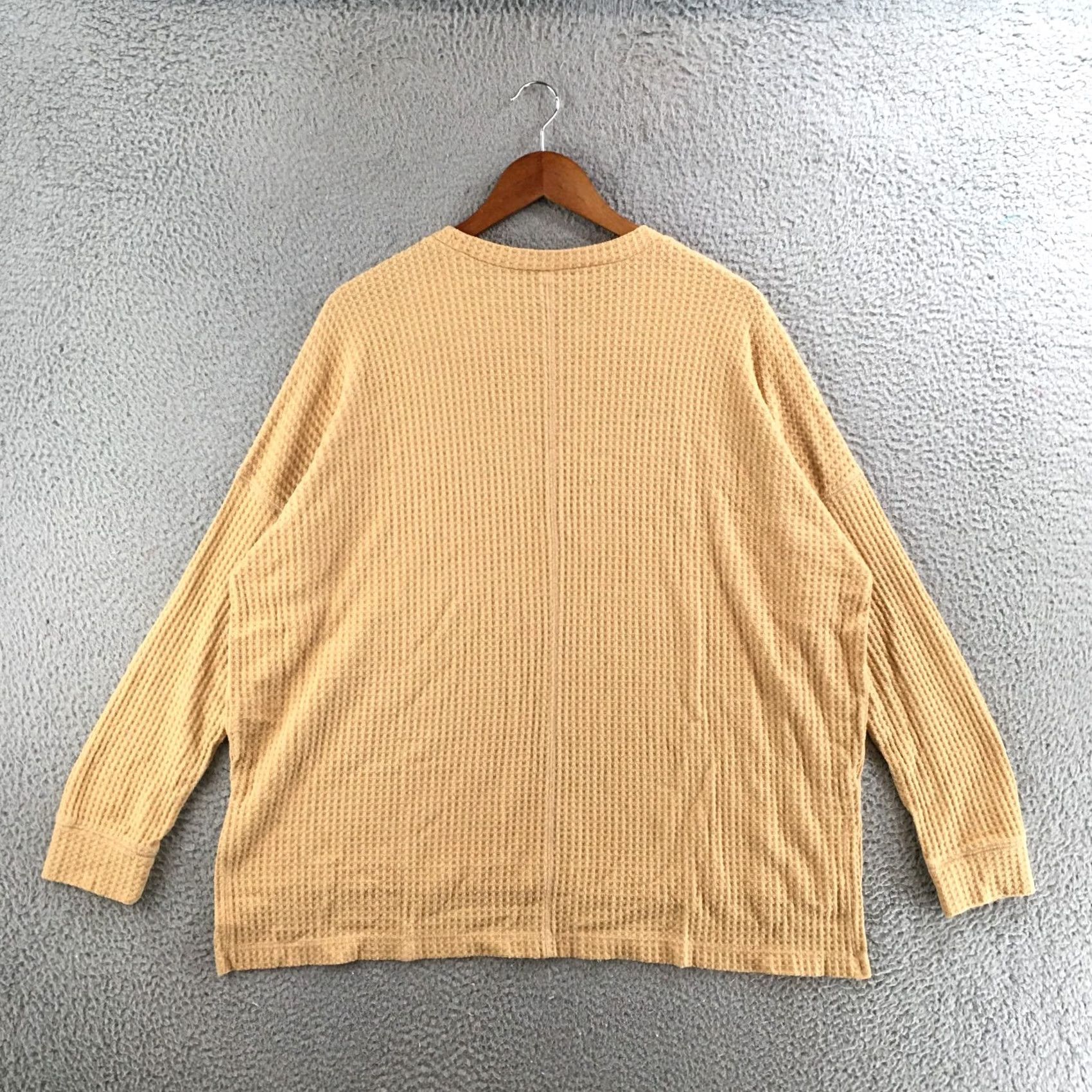 American Eagle Outfitters American Eagle Outfitters Sweatshirt Womens L Tan Long Sleeve Waffle Knit Top Size L / US 10 / IT 46 - 7 Thumbnail