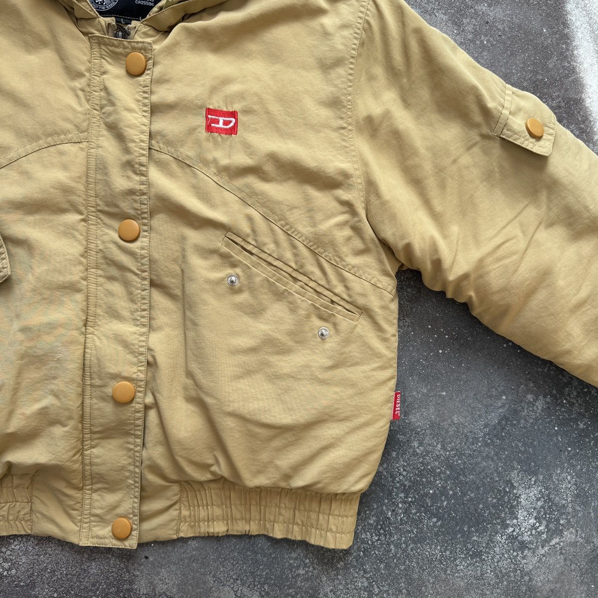 Diesel Diesel Vintage Y2K Boxy Fit Unisex Cropped Bomber Jacket Size US M / EU 48-50 / 2 - 10 Thumbnail