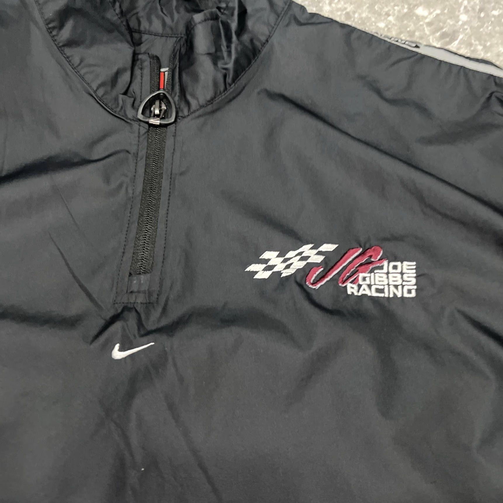 Nike VINTAGE Nike VTG Joe Gibbs Racing Jacket M Black Pullover Size US M / EU 48-50 / 2 - 2 Thumbnail