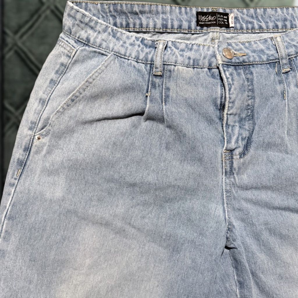 Mossimo Mossimo Jeans Women's Light Blue Snap Buttons Frayed Distressed Wide-Leg - 14 Size 36" / US 14 / IT 50 - 1 Thumbnail