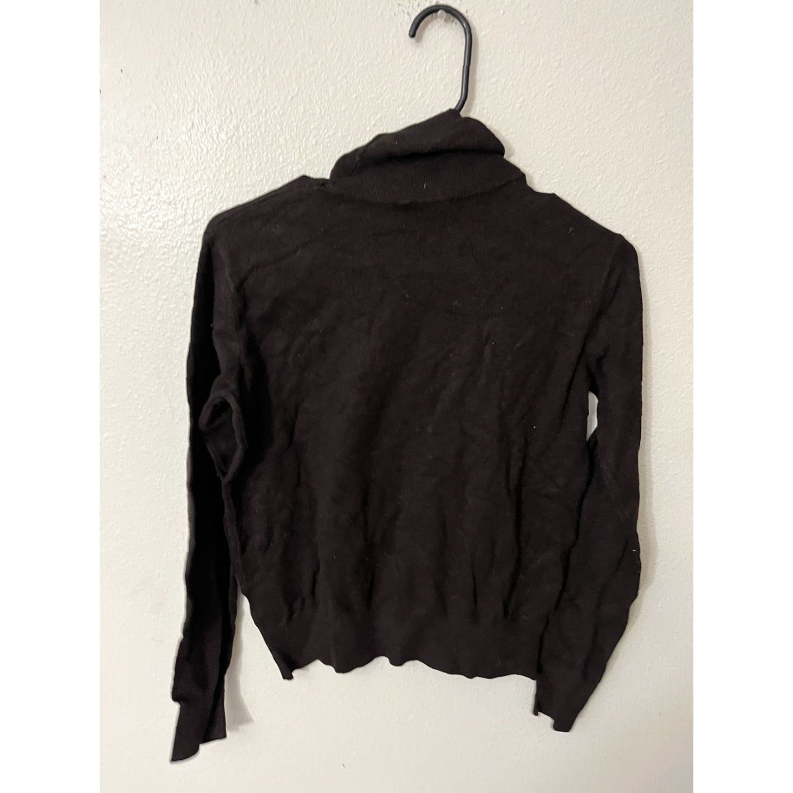 H&M H&M Sweater Shirt Pullover Turtleneck Long Sleeve Dark Brown Womens Size S Adult Regular Brown Vintage? (Wait) Size S / US 4 / IT 40 - 2 Thumbnail