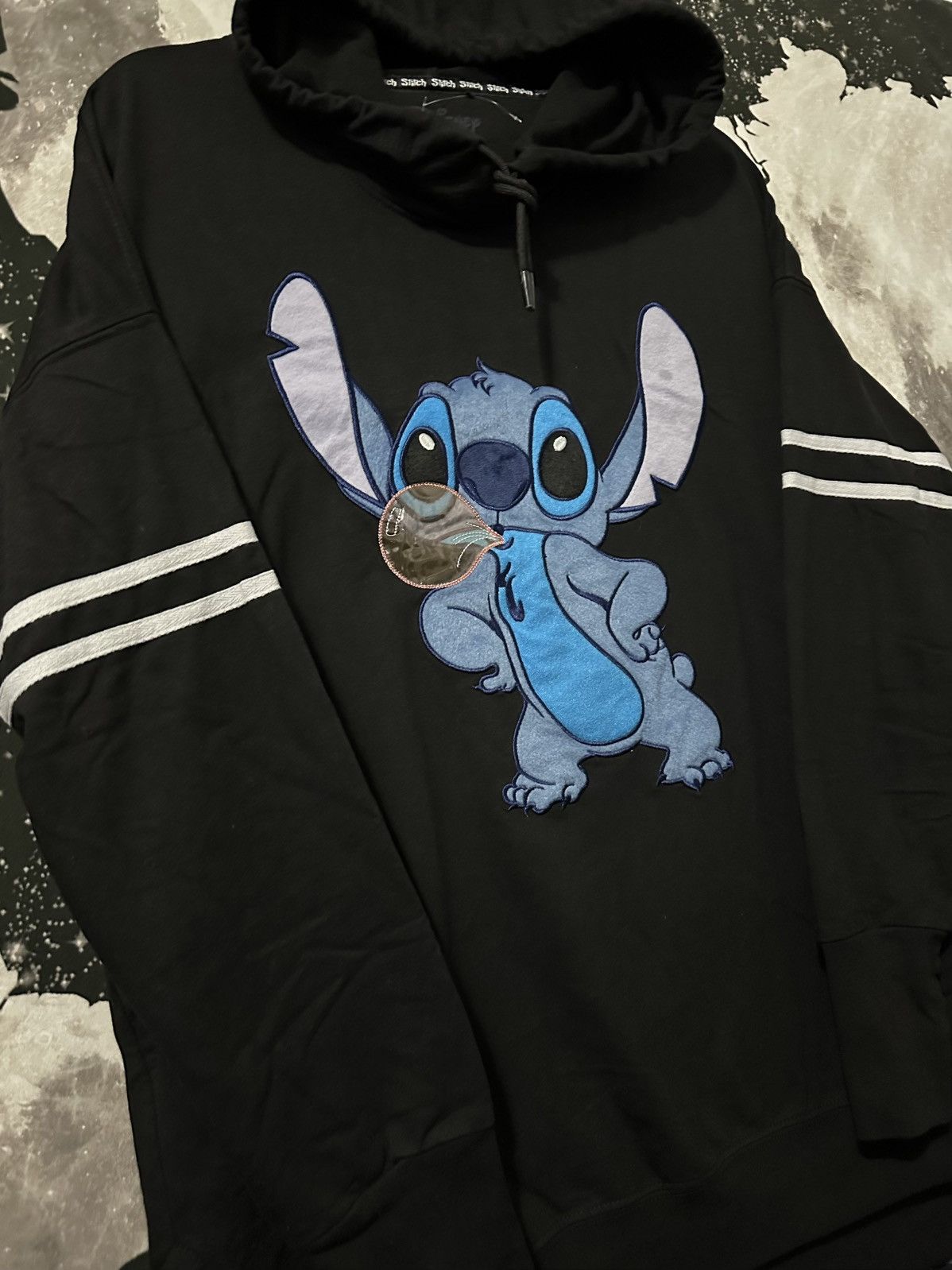 Disney Disney Stitch Bubblegum Attitude Hoodie Size L / US 10 / IT 46 - 4 Thumbnail