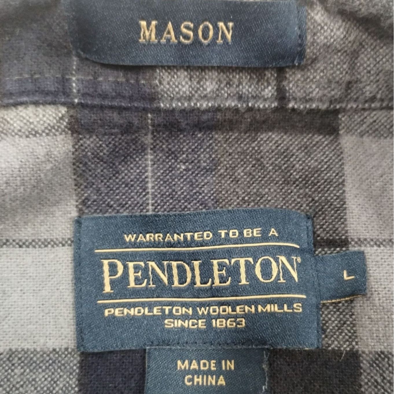 Pendleton Pendleton Men's Grey/Black Shirt/Button Up Size L SKU 3749 Size US L / EU 52-54 / 3 - 4 Thumbnail