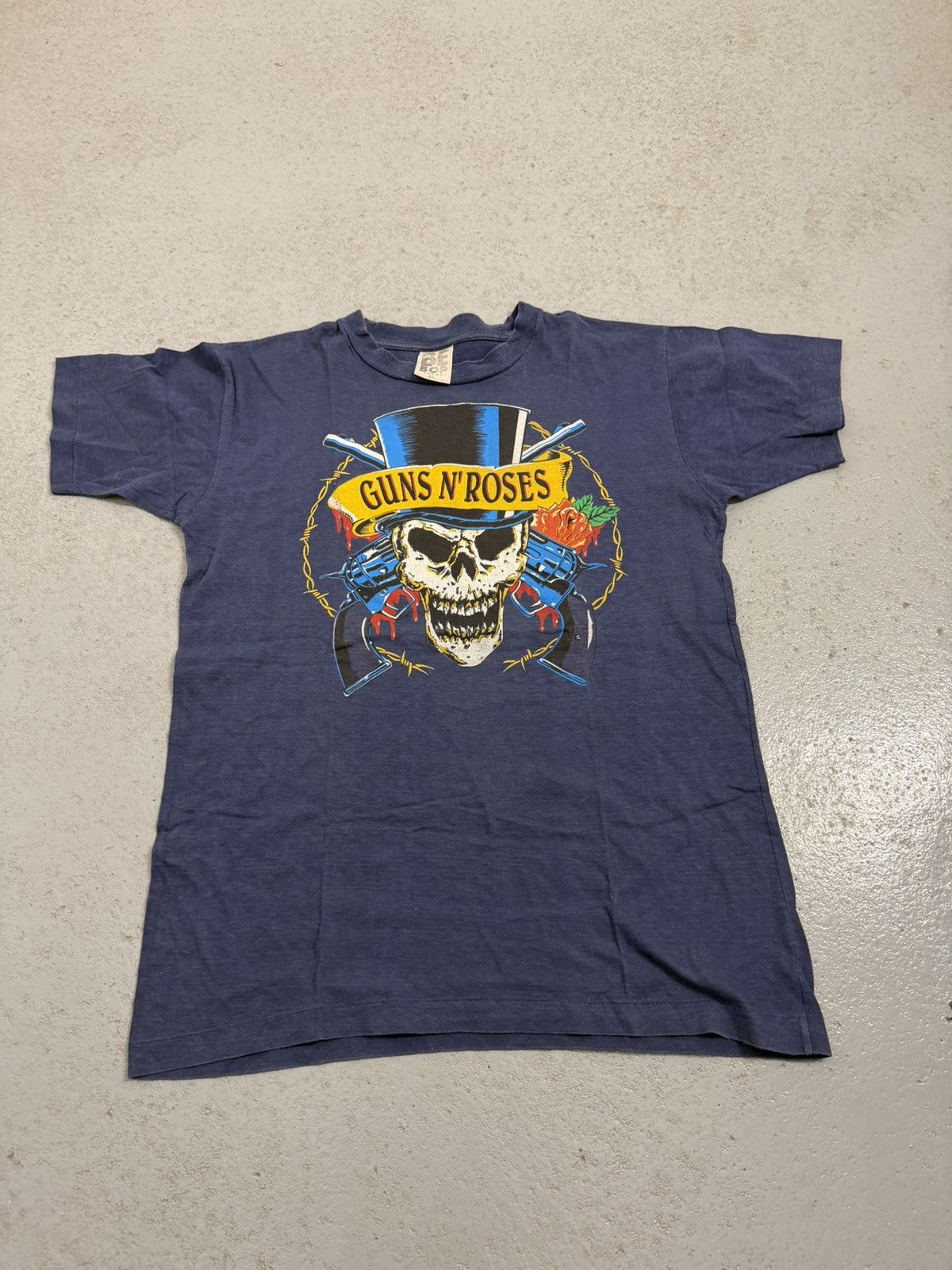 Band Tees Vintage 80s Guns N Roses Single Stitch Deadstock T-Shirt Size US XL / EU 56 / 4 - 3 Thumbnail