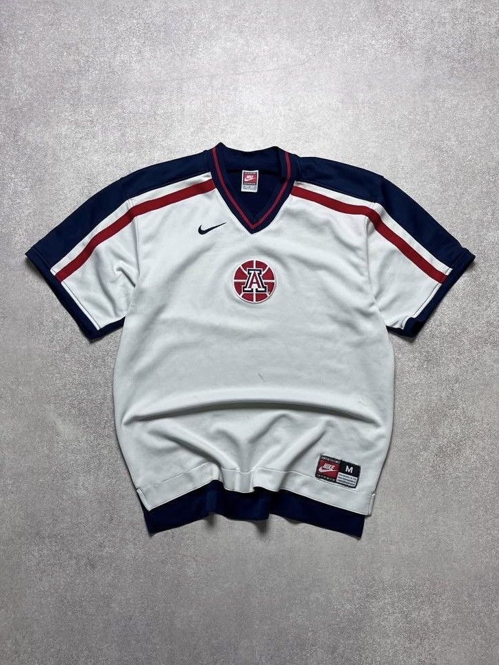 Nike × Vintage Vintage Nike Swoosh NBA T-shirt M Size US M / EU 48-50 / 2 - 1 Thumbnail