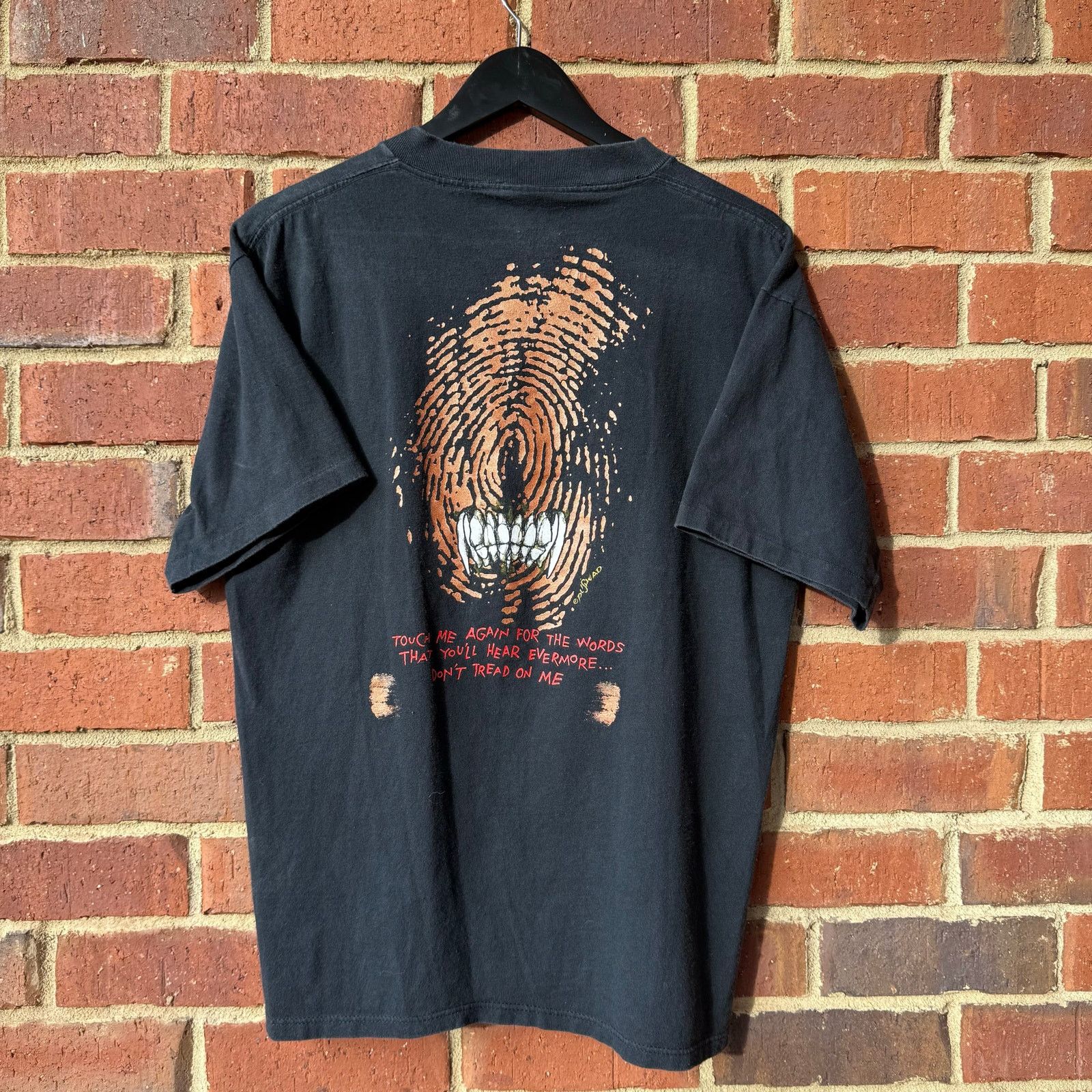 Metallica Vintage 90s Metallica “Don’t Tread On Me” Black T-Shirt Size US L / EU 52-54 / 3 - 5 Thumbnail