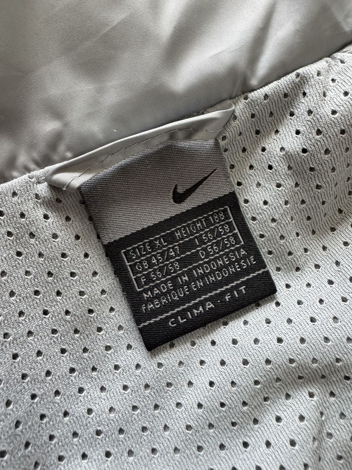 Nike Vintage Nike Manchester United Clima-Fit Jacket Vodafone Era Size US XL / EU 56 / 4 - 10 Thumbnail