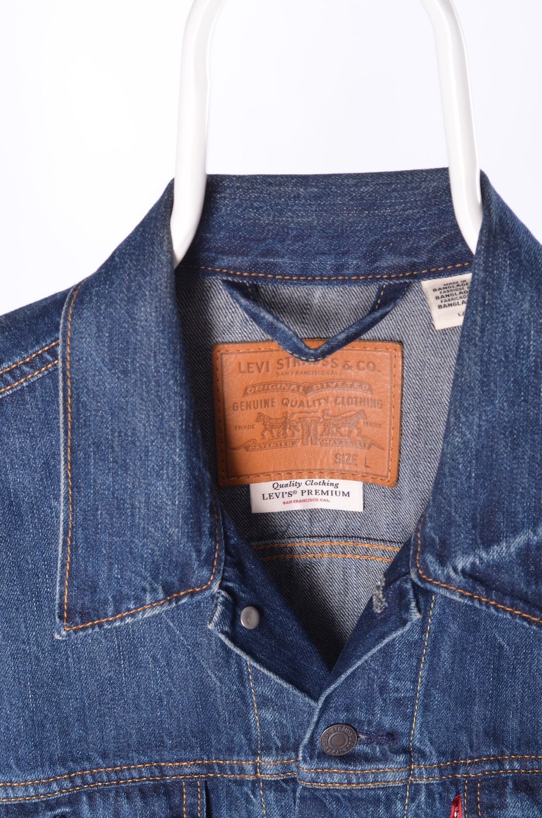 Levi's Levis Premium denim jacket size L Size US L / EU 52-54 / 3 - 2 Thumbnail