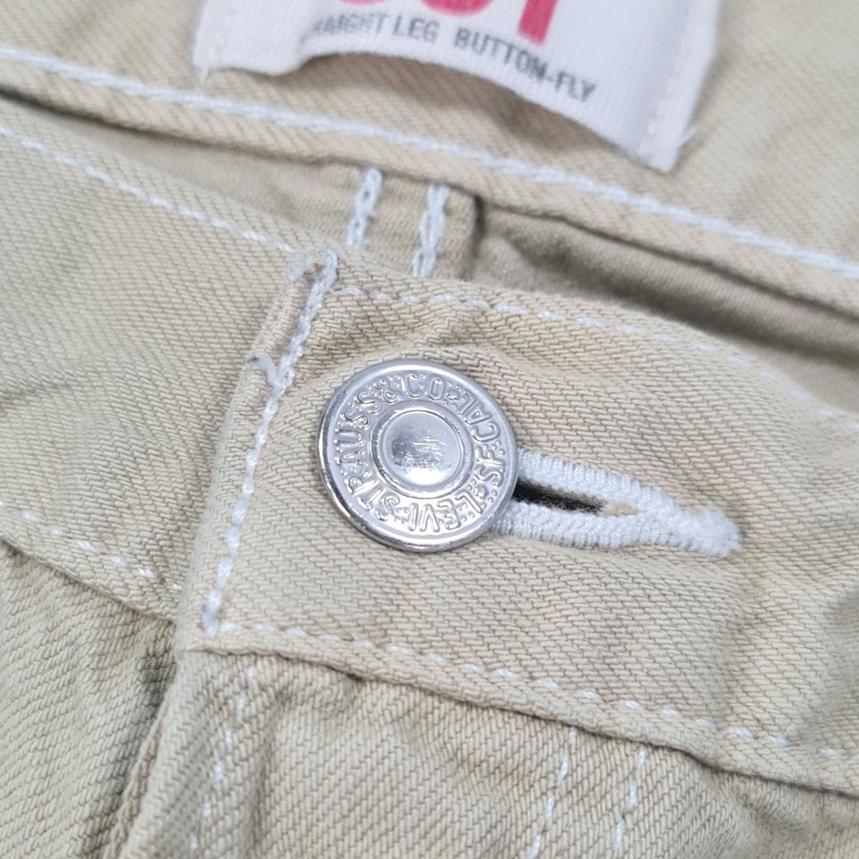 Levi's VINTAGE Levi's 501 Jeans Mens W36 L34 Ivory Straight 90s Remake Leopard Stripe Denim 5-Pocket Size US 36 / EU 52 - 4 Thumbnail