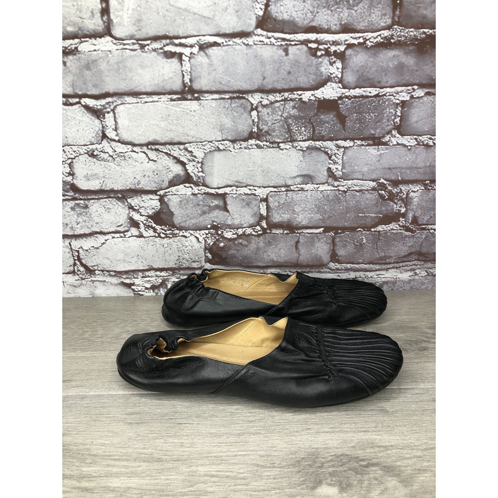 Chocolate Chocolate Blu CAM2 Black Pleated Leather Ballet Flats Shoes Size US 8 / IT 38 - 5 Thumbnail