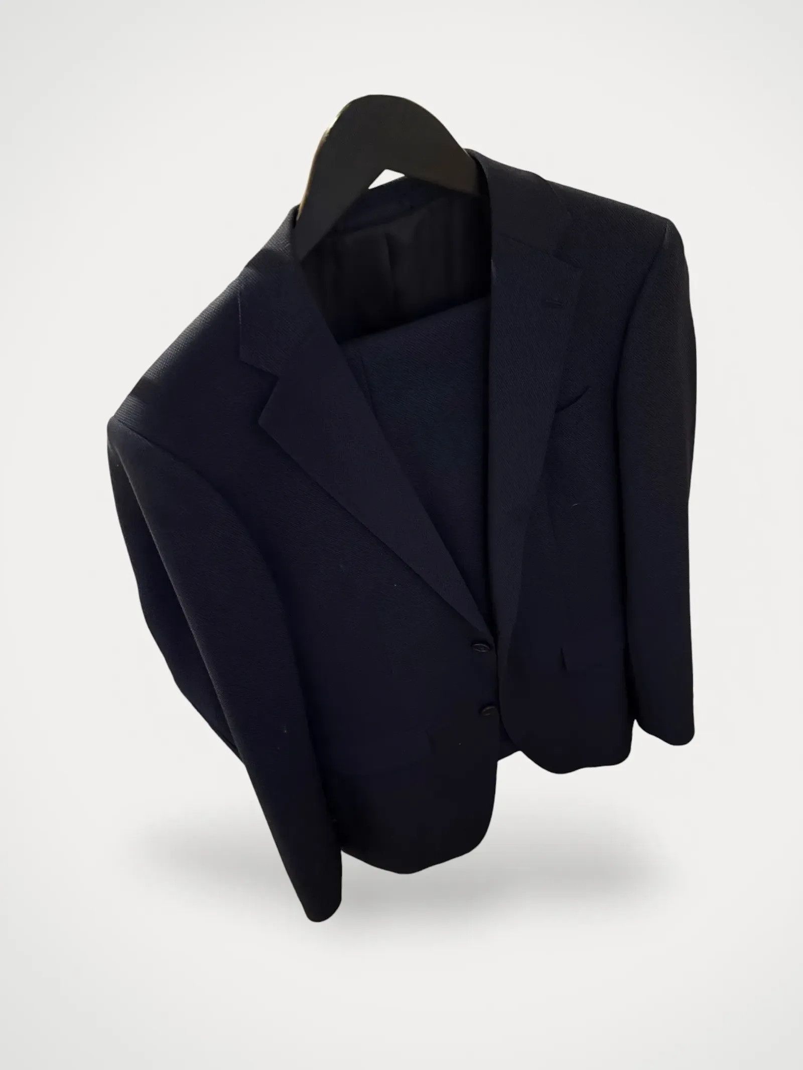 Bläck Suit