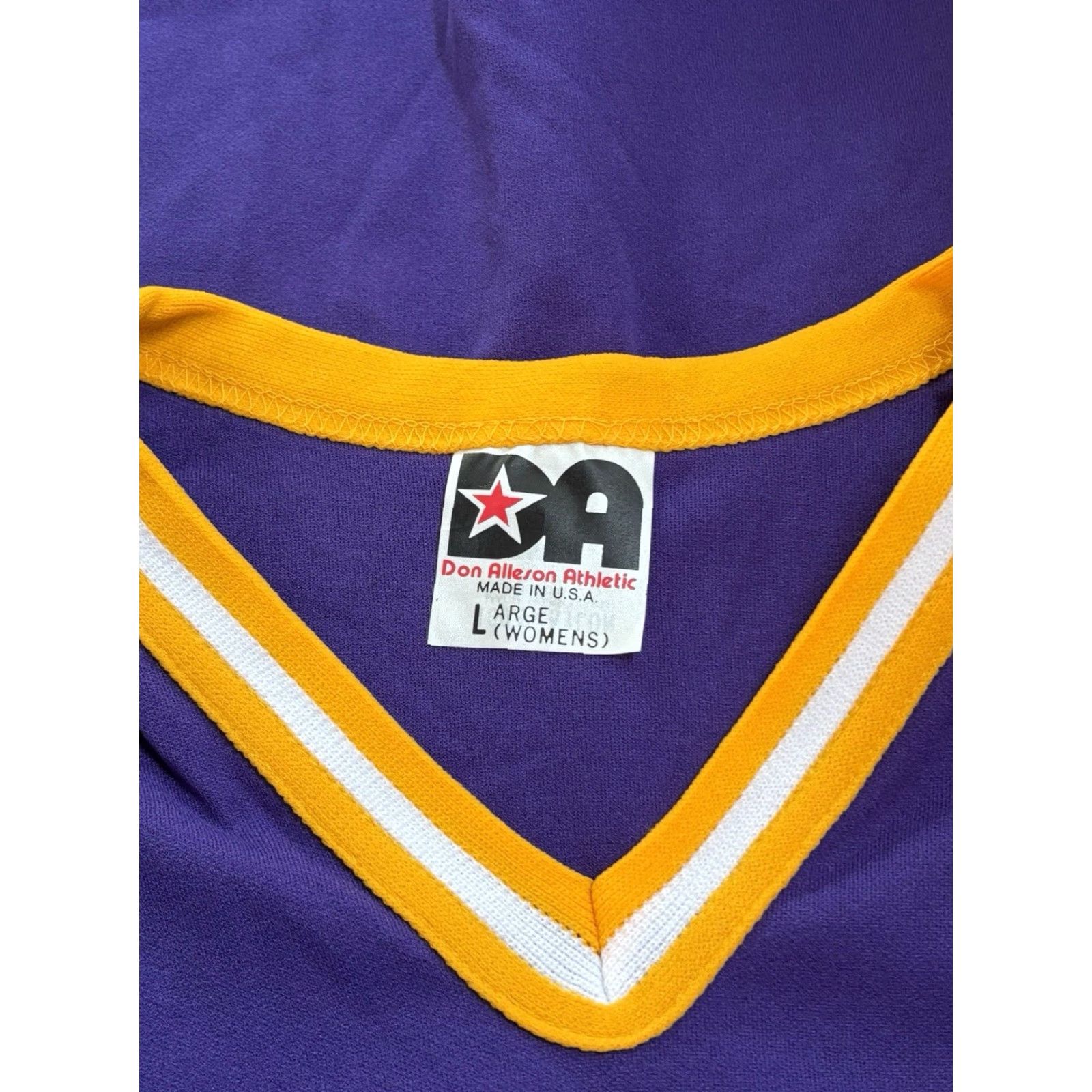 Vintage VINTAGE Don Alleson Shooting Shirt Womens L NOS NWOT 90s USA Purple Nylon Short Sleeve V-Neck Activewear Women Size L / US 10 / IT 46 - 4 Thumbnail