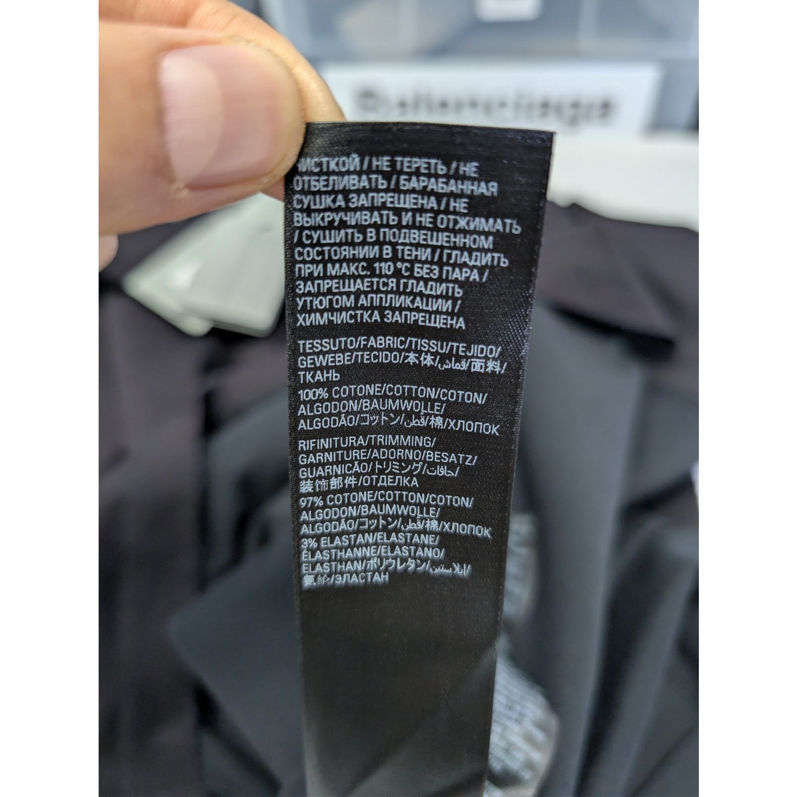 Balenciaga o1rshd1 Pierced Oversized Vintage Jersey T-Shirt in Black Size US L / EU 52-54 / 3 - 20 Thumbnail