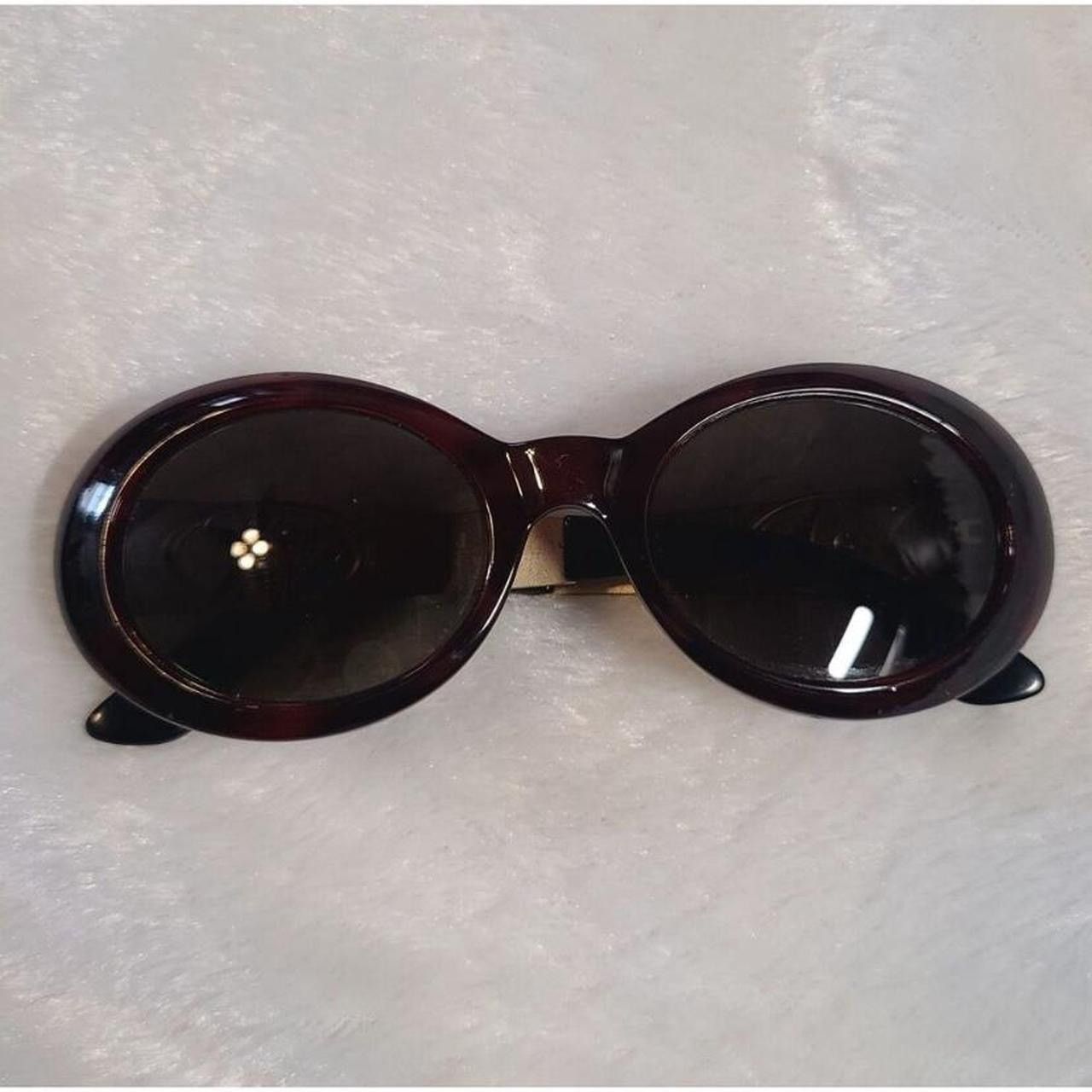 Versace Gianni Versace 1996 Oval Medusa Sunglasses Mod 403 Col 900 Size ONE SIZE - 2 Thumbnail