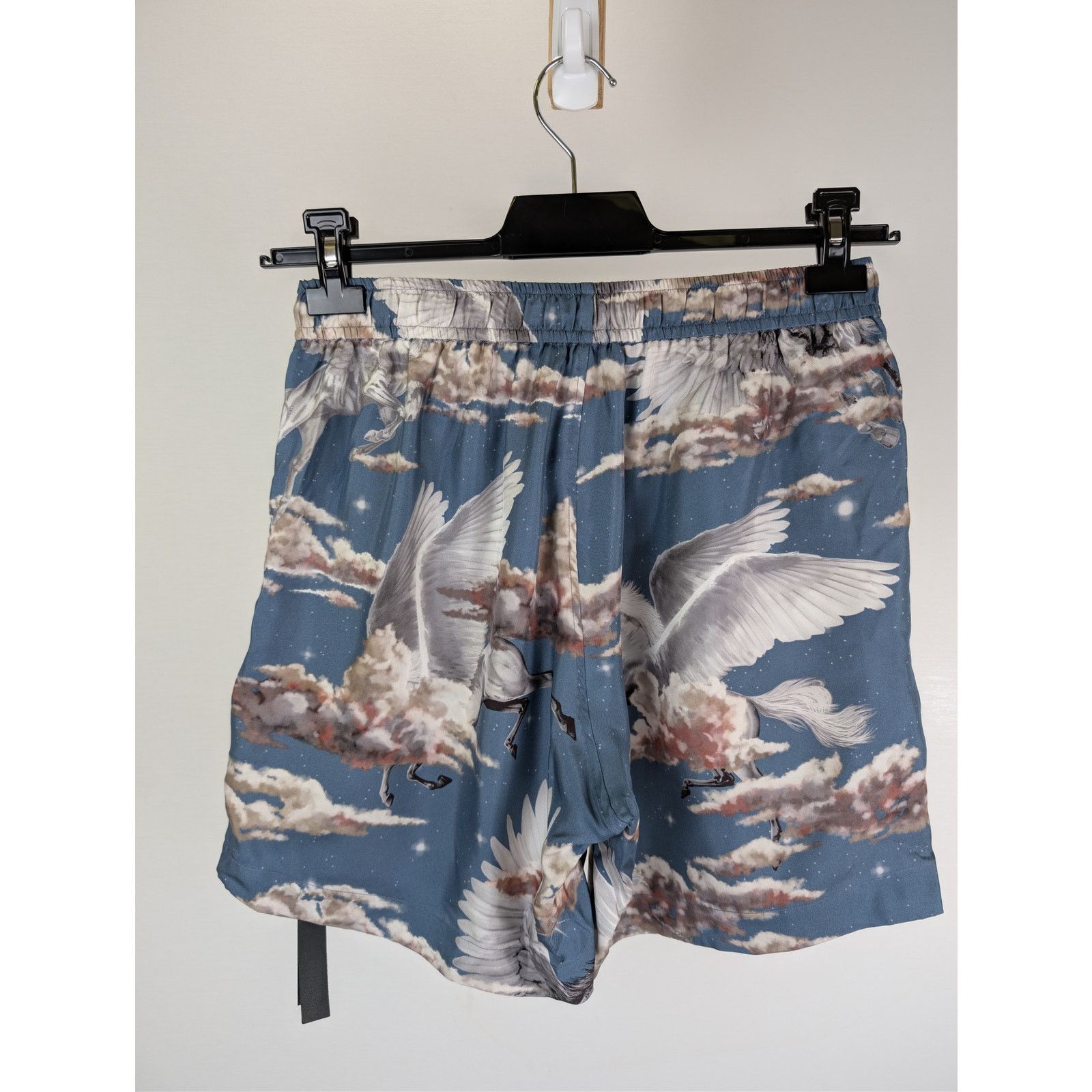 Amiri o1rshd1 CC20 Allover Pegasus PJ Shorts in Blue Size US 32 / EU 48 - 9 Thumbnail