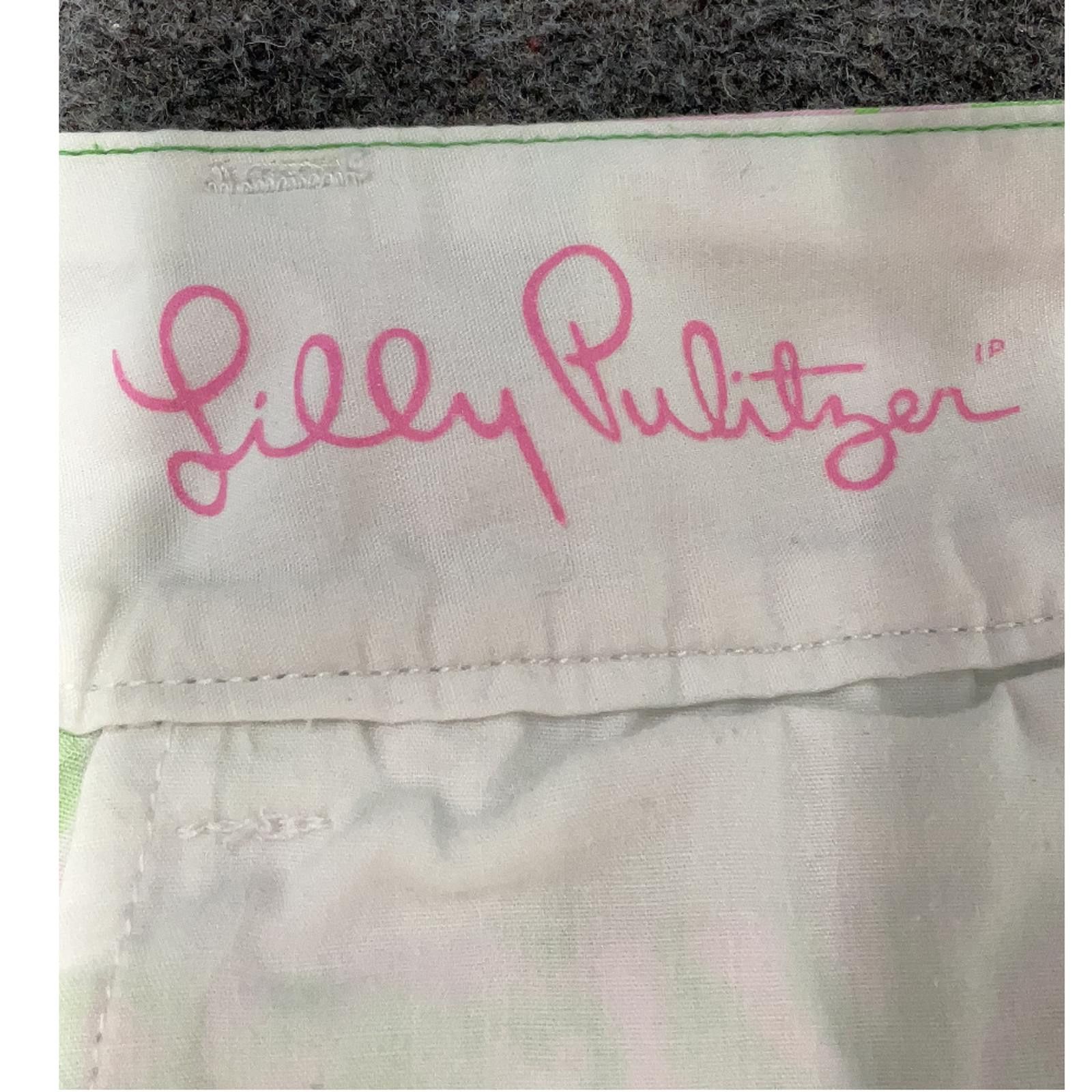 Other Lilly Pulitzer Women's Shorts Size 2 Green Lion Print Size 26" / US 2 / IT 38 - 3 Thumbnail