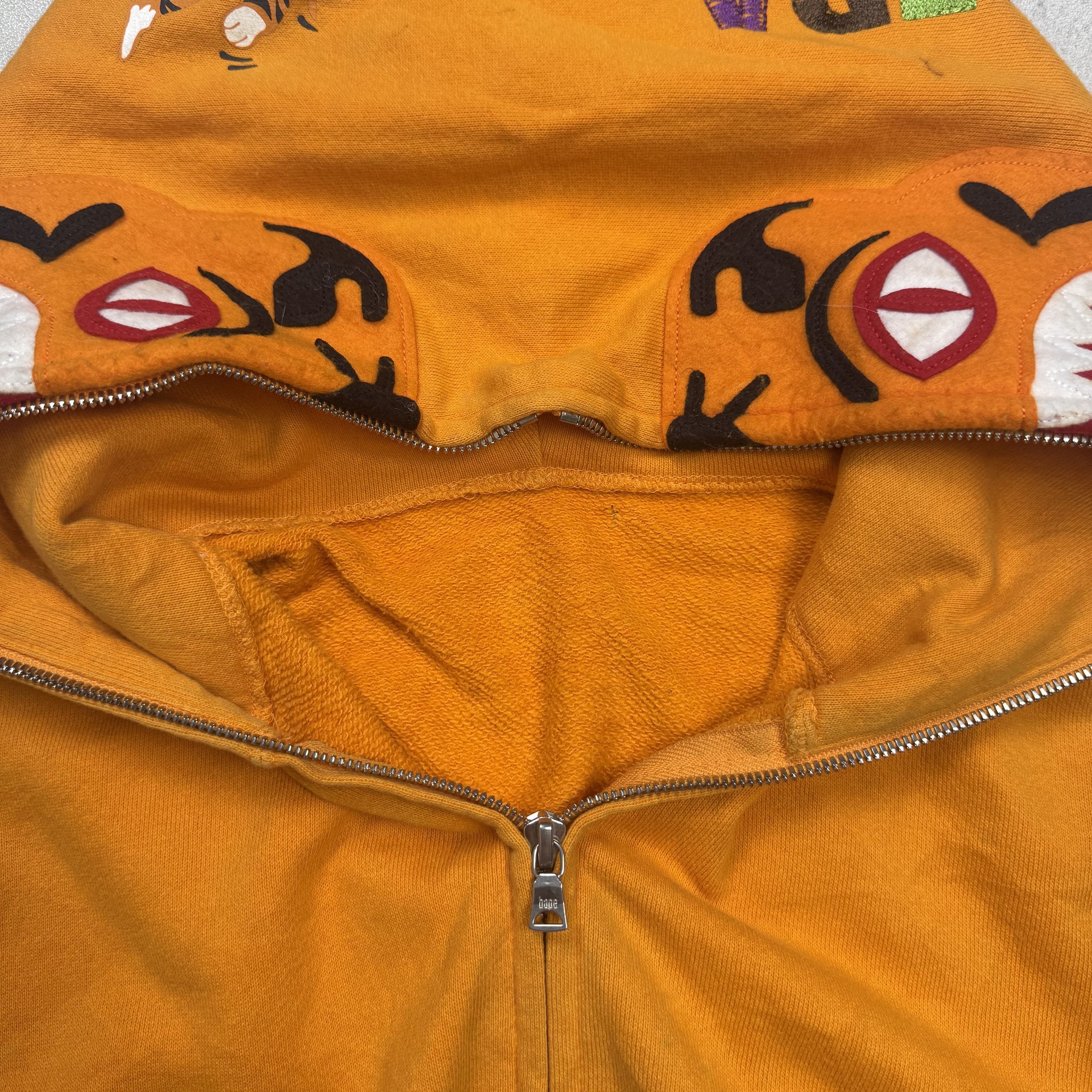 Bape Bape Orange Tiger Shark Hoodie Orange Size US S / EU 44-46 / 1 - 12 Thumbnail