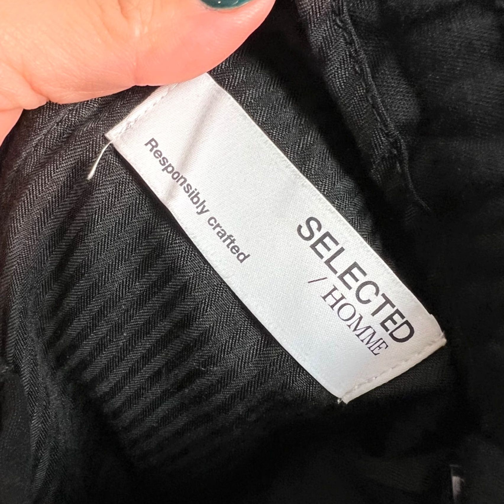 Selected Homme Selected Homme Mens Pants Chino Trousers Black 34 Elastic Waist Flat Front Cotton Polyester 27 in Inseam Mens Shoes? Size US 34 / EU 50 - 3 Thumbnail