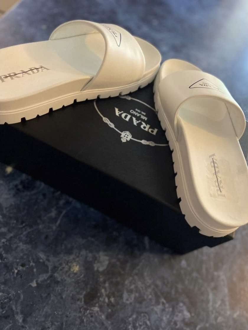 Prada Prada Lug Sole Leather Slides/Sandals Size US 8 / EU 41 - 5 Thumbnail