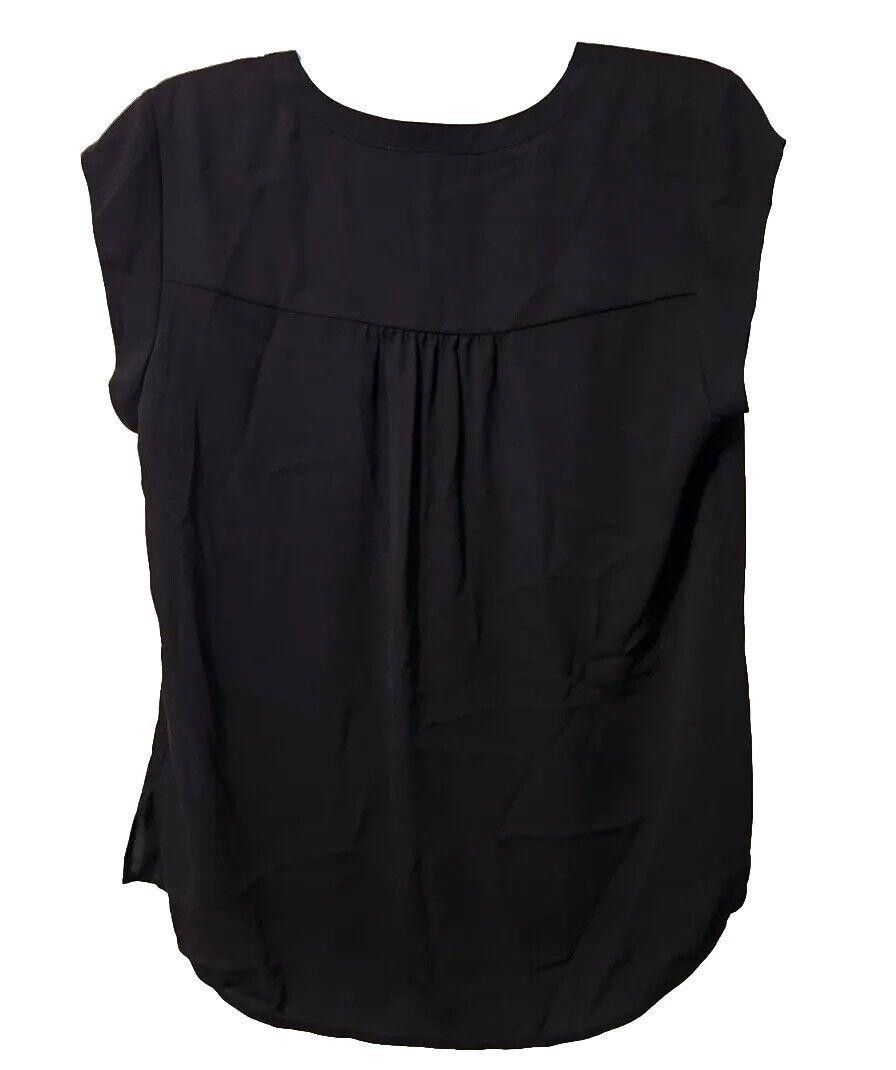 Designer Daniel Rainn Top Large Black Short Sleeve V Neck Buttons top Size L / US 10 / IT 46 - 2 Thumbnail