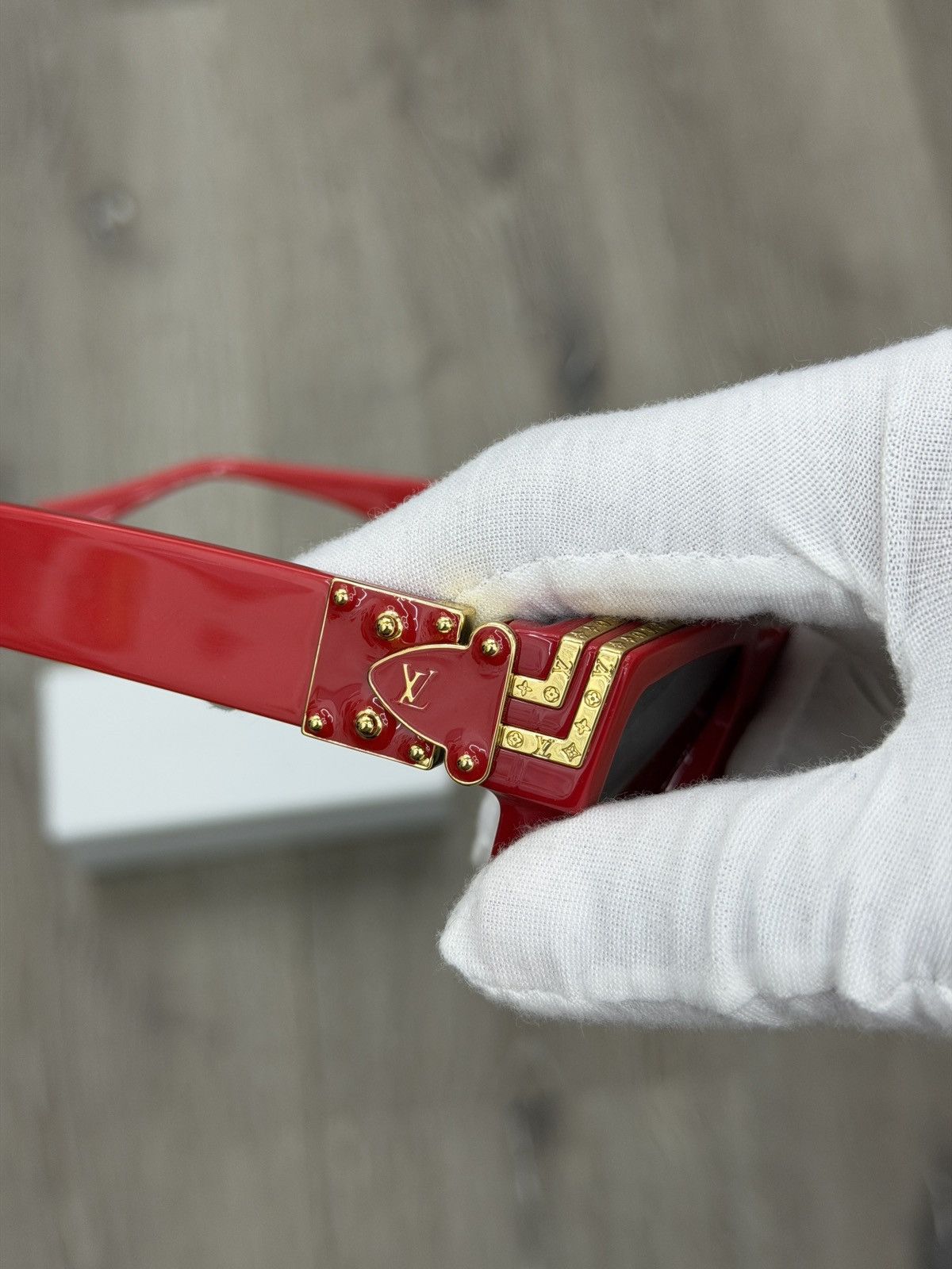 Louis Vuitton Louis Vuitton 1.1 Millionaires Sunglasses Red Z1599W Size ONE SIZE - 7 Thumbnail