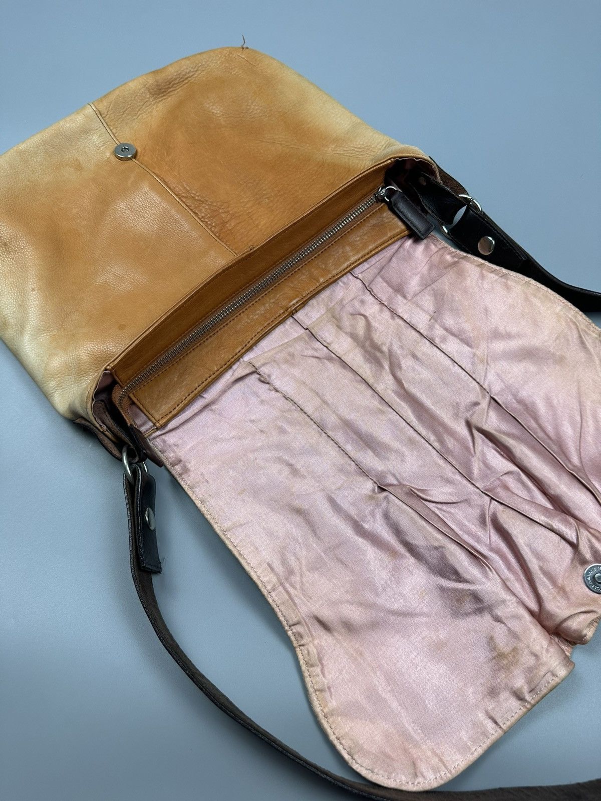 Genuine Leather Vintage Custom Made Leather Leopard Shoulder Bags Size ONE SIZE - 11 Thumbnail