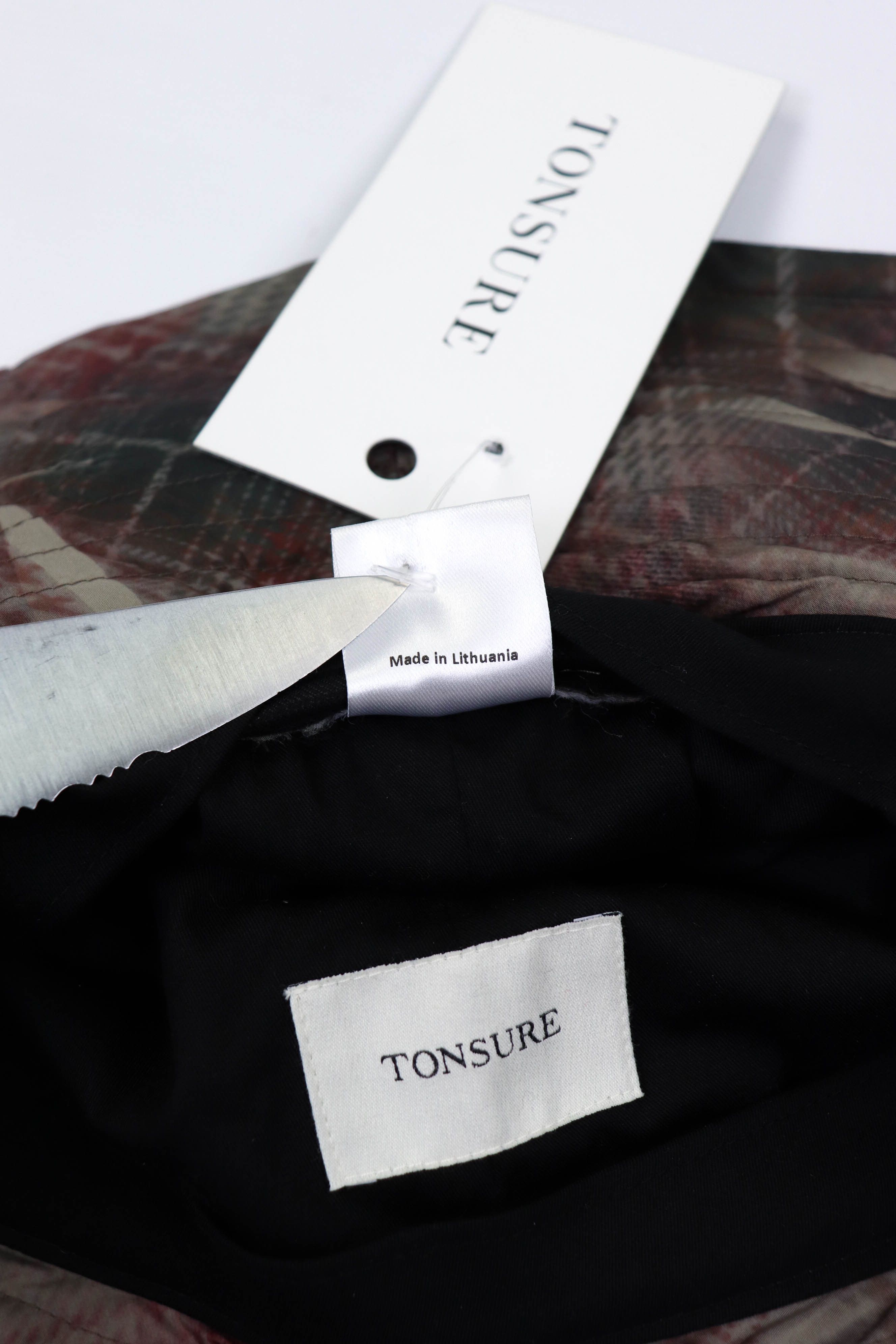 Other Tonsure Pre S/S 2019 Crunched Check Print Bucket Hat Size ONE SIZE - 18 Thumbnail