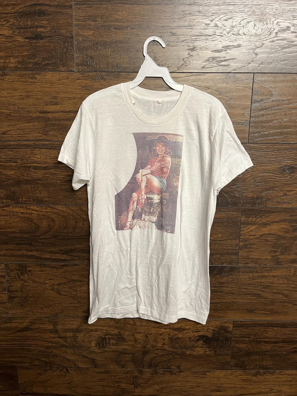 Designer VTG Stella Parton Country Sweet Album T-shirt 1977 Promo Tee Size US L / EU 52-54 / 3 - 1 Thumbnail