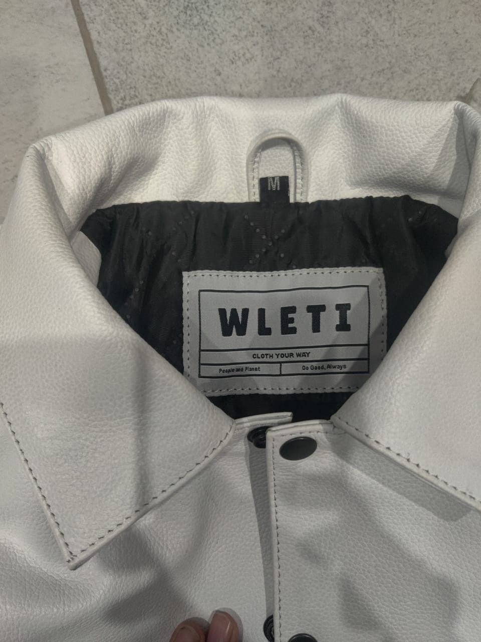 Vintage WLETI White Cowhide Leather Jacket — Medium Size US M / EU 48-50 / 2 - 3 Thumbnail