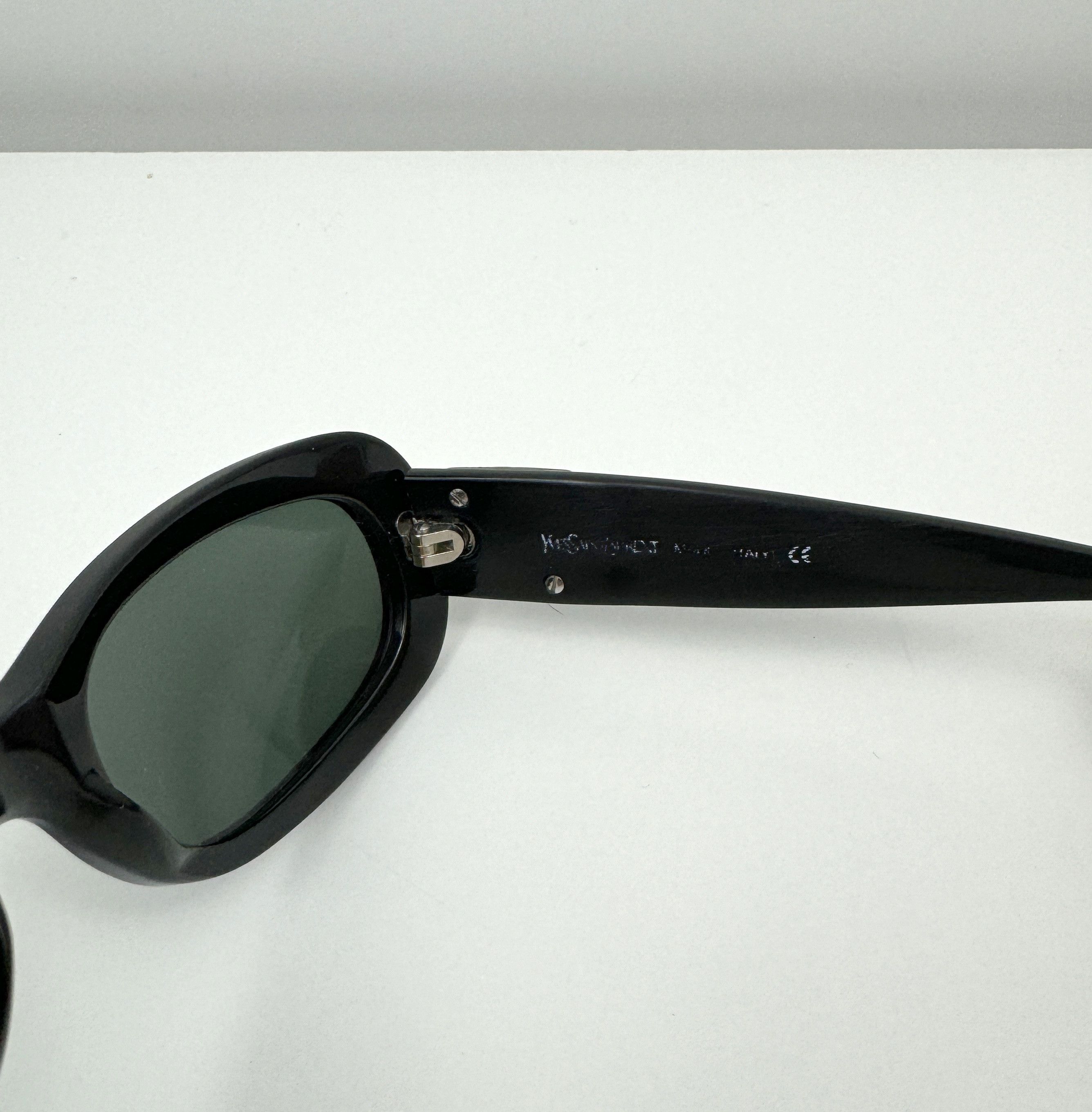 Yves Saint Laurent Yves Saint Laurent YSL 6567 Y505 Black Frame Sunglasses Size ONE SIZE - 5 Thumbnail