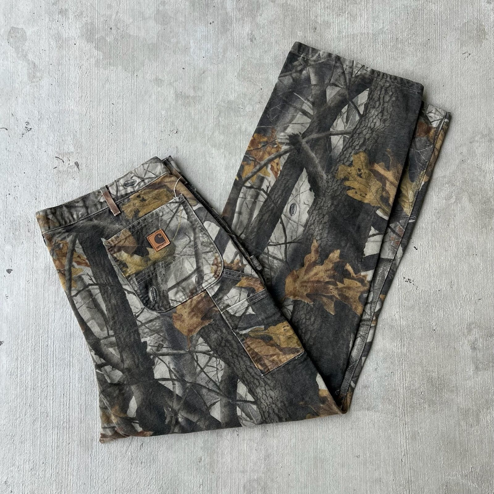 Carhartt × Vintage Carhartt realtree camo work wear carpenter pants Size US 43 - 1 Thumbnail