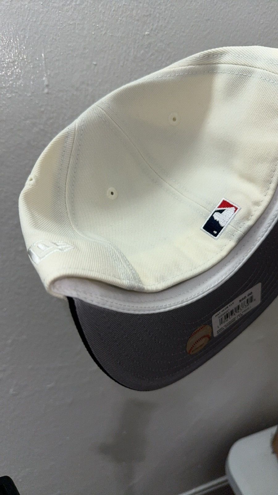 New Era New Era 59fifty White Cleveland Indians Fitted Hat Size ONE SIZE - 4 Thumbnail