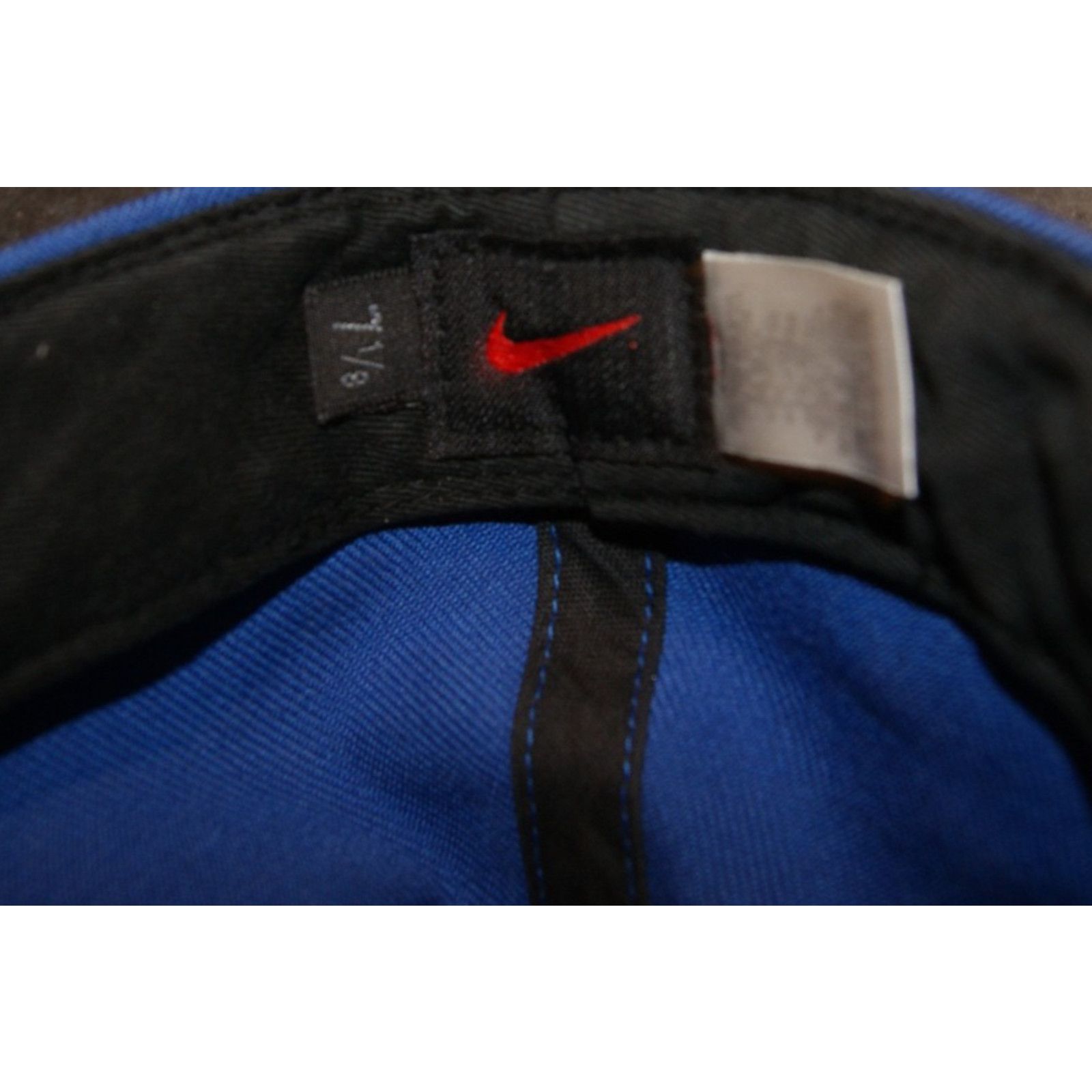 Nike VTG Nike Fitted Hat Wool 7 1/8 Royal Blue Center Swoosh Size ONE SIZE - 7 Thumbnail