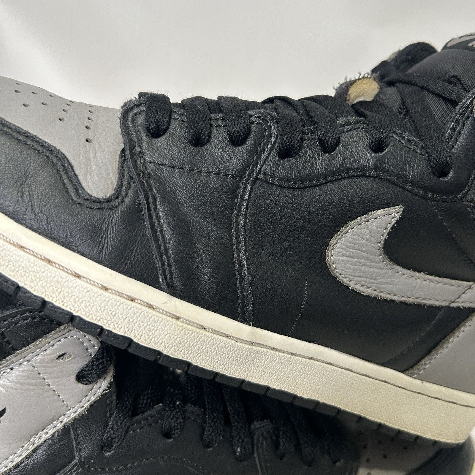 Jordan Brand Nike Air Jordan 1 Retro High OG “Shadow” (2018) Size US 11.5 / EU 44-45 - 6 Thumbnail