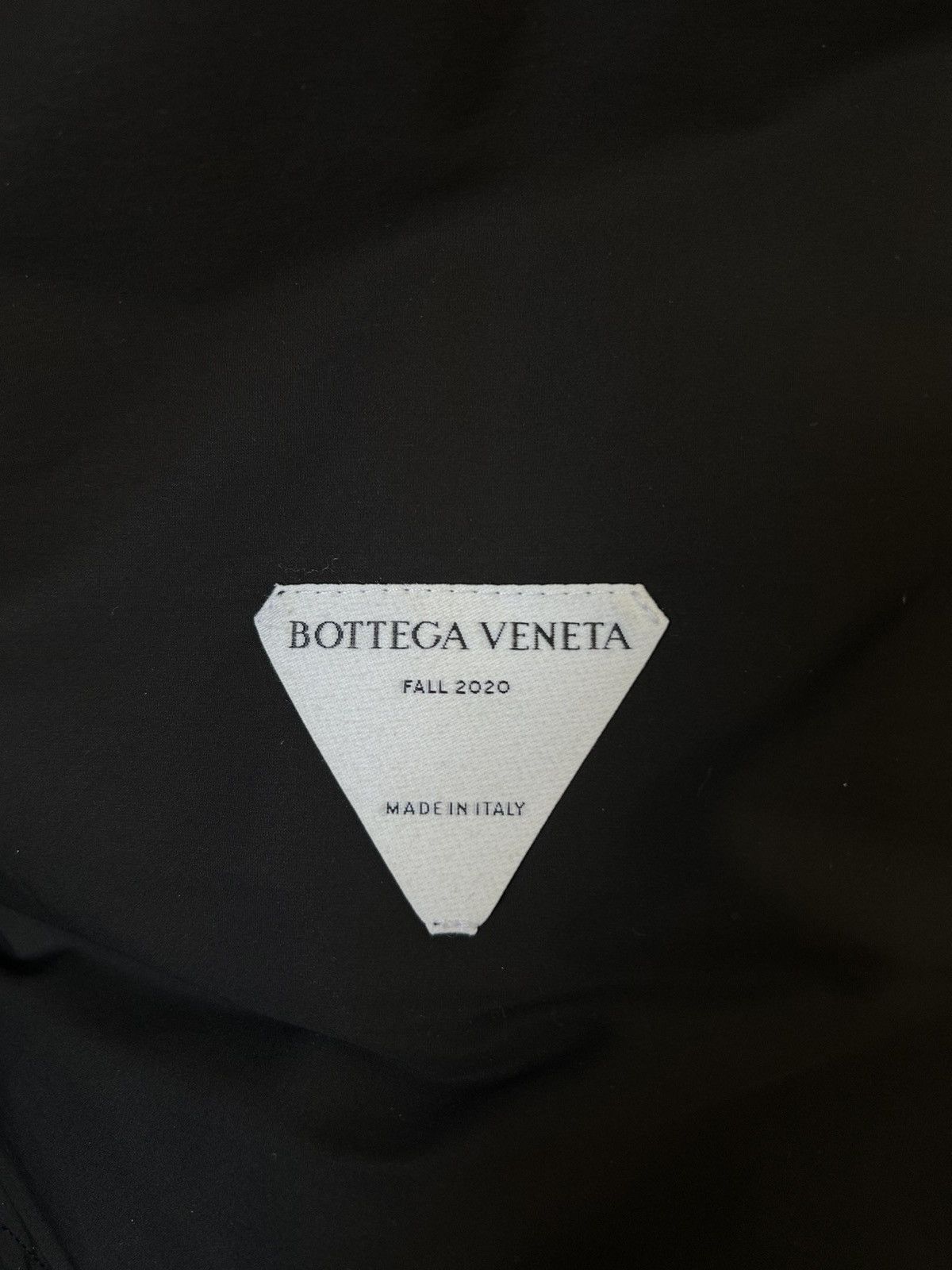 Bottega Veneta Bottega Veneta Fall 2020 Black Intrecciato Puffer Vest Size US XS / EU 42 / 0 - 4 Thumbnail