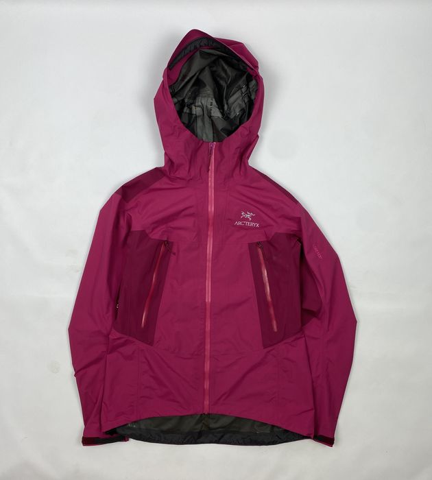 Arc'Teryx Women`s Arcteryx Goretex Beta LT Pink Rain Jacket Size M
