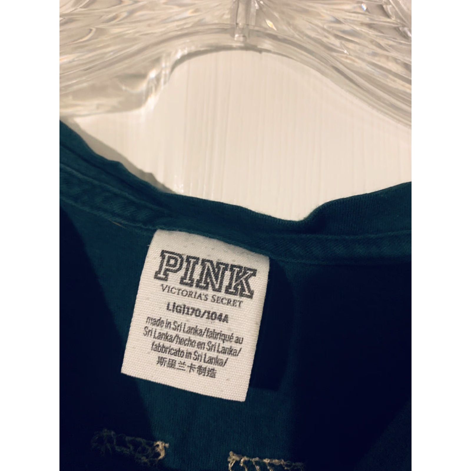 Victoria's Secret Victoria’s Secret Pink Green Sequin Bling Rose Gold Top L Green Crew Neck Long Sleeve T-Shirt Women Cap NY? Size L / US 10 / IT 46 - 2 Thumbnail
