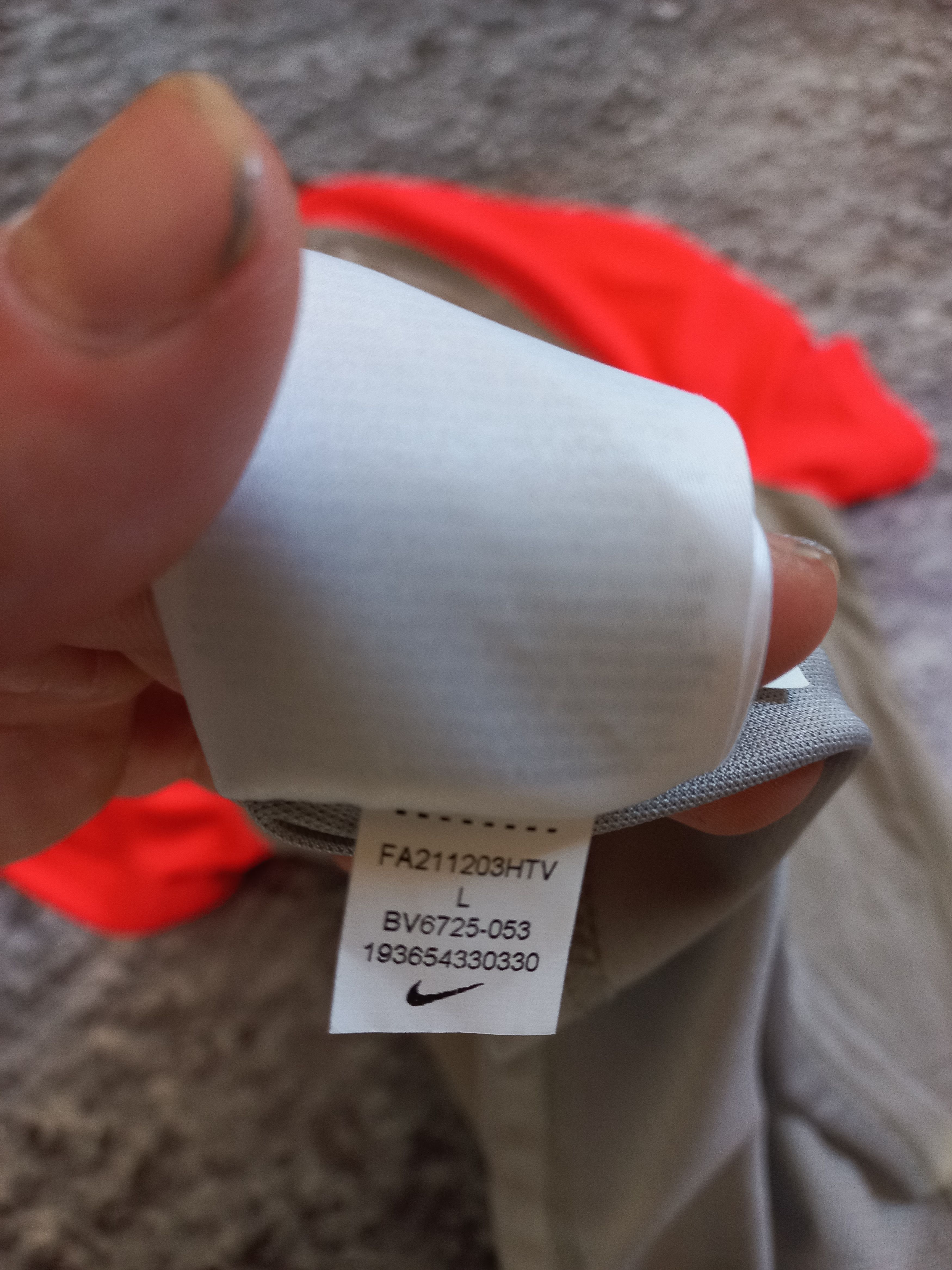 Nike × Vintage Young Boys Football Shirt 2020 Size US L / EU 52-54 / 3 - 7 Thumbnail