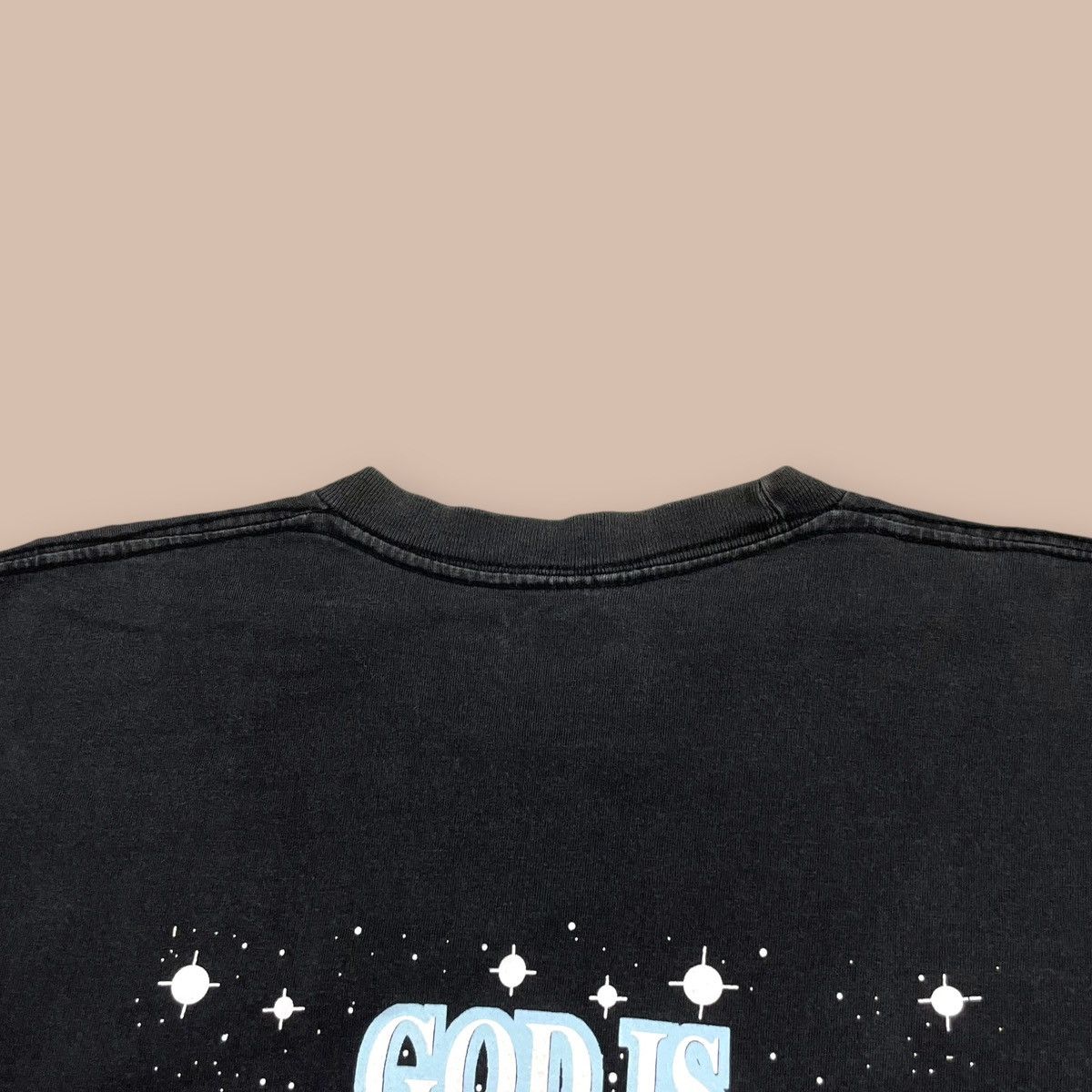 Vintage Vintage 90's "One God One Planet One People" Tee Size US L / EU 52-54 / 3 - 6 Thumbnail